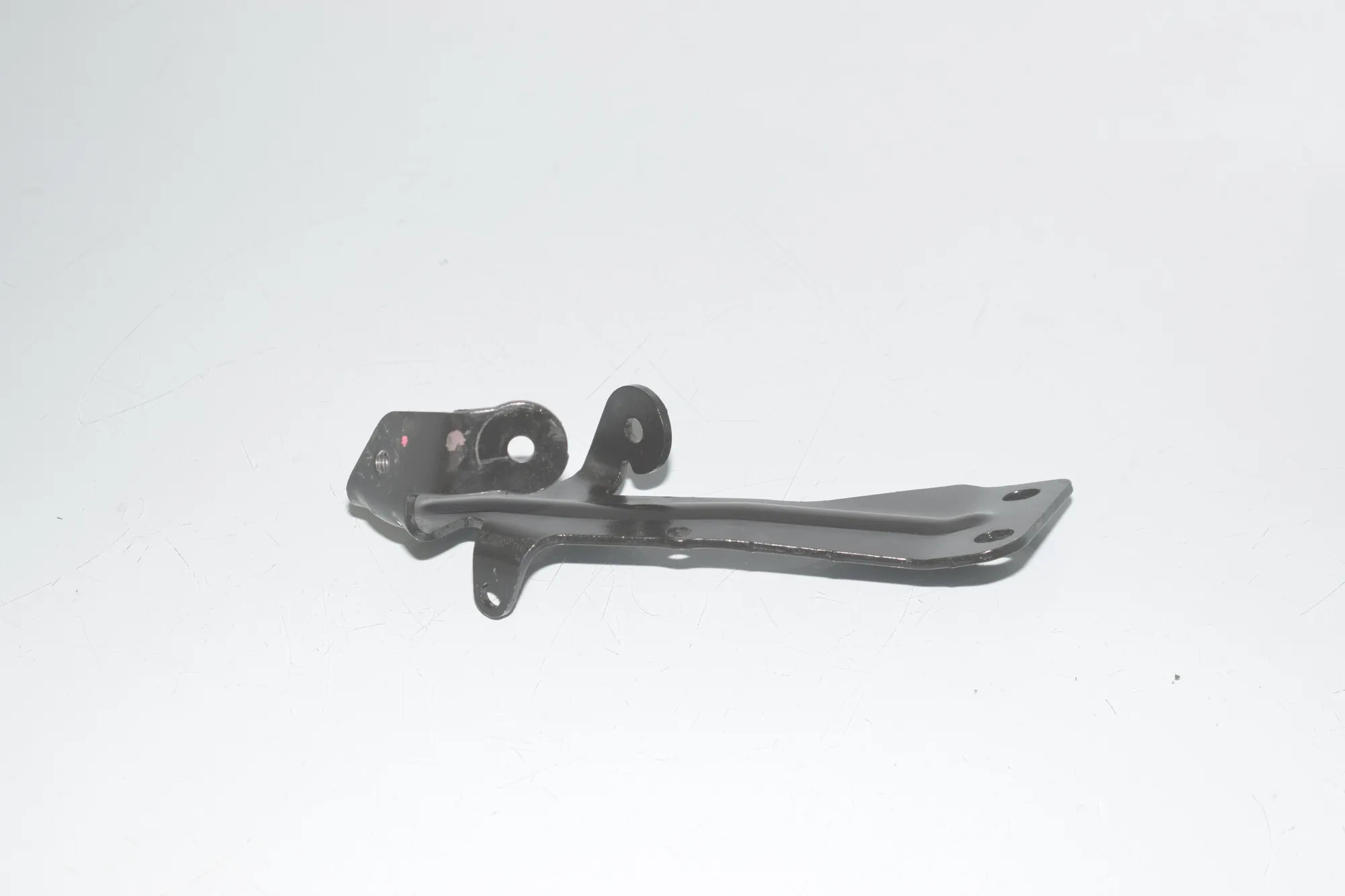 Bracket – OEM 8647979 · BMW 3 (G20, G28) (2018 - -) 330 e Plug-in-Hybrid 2021 – 3