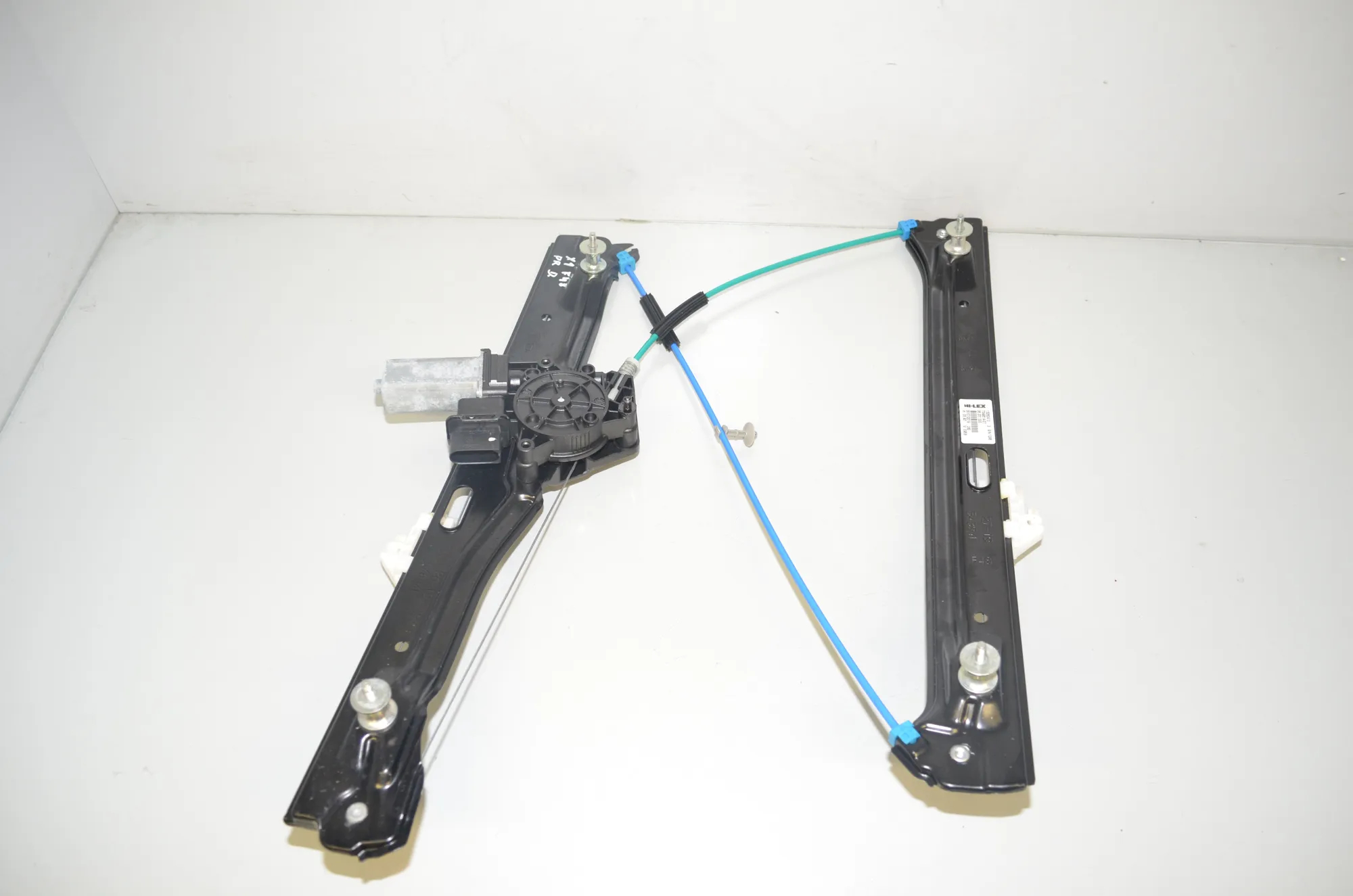 Front Right Door Window Regulator – OEM 7349514 · BMW X1 (F48) xDrive 20 i 2019