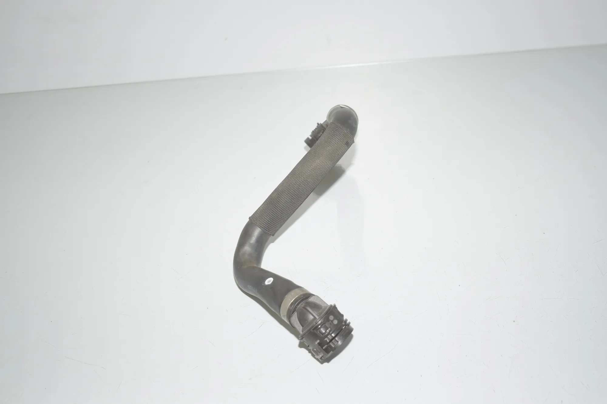 Coolant Hose Pipe – OEM 8650981 · BMW 3 (G20, G28) (2018 - -) 330 e Plug-in-Hybrid 2021 – 3