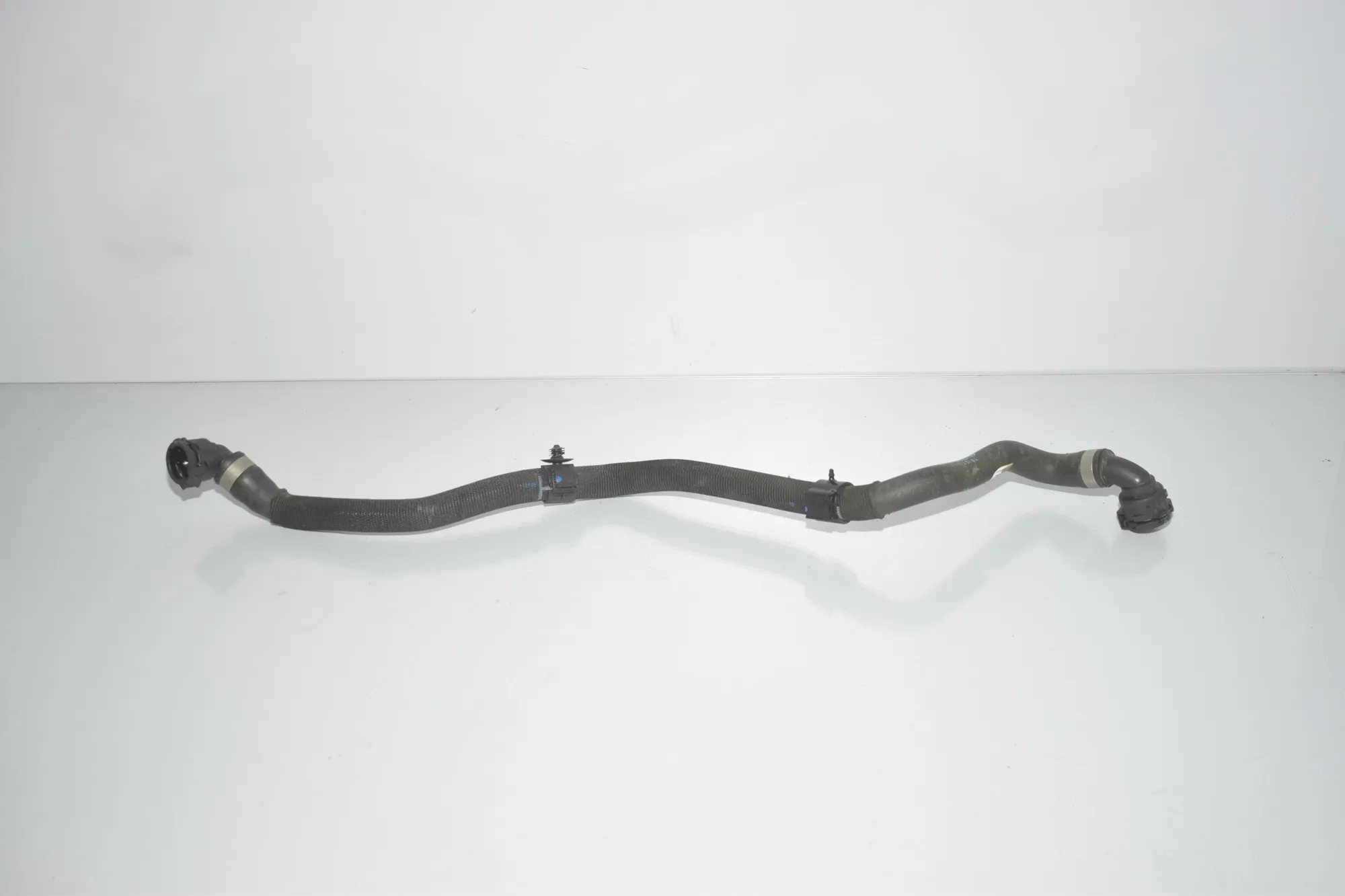Coolant Hose Pipe – OEM 8654869 · BMW 3 (G20, G28) (2018 - -) 330 e Plug-in-Hybrid 2021