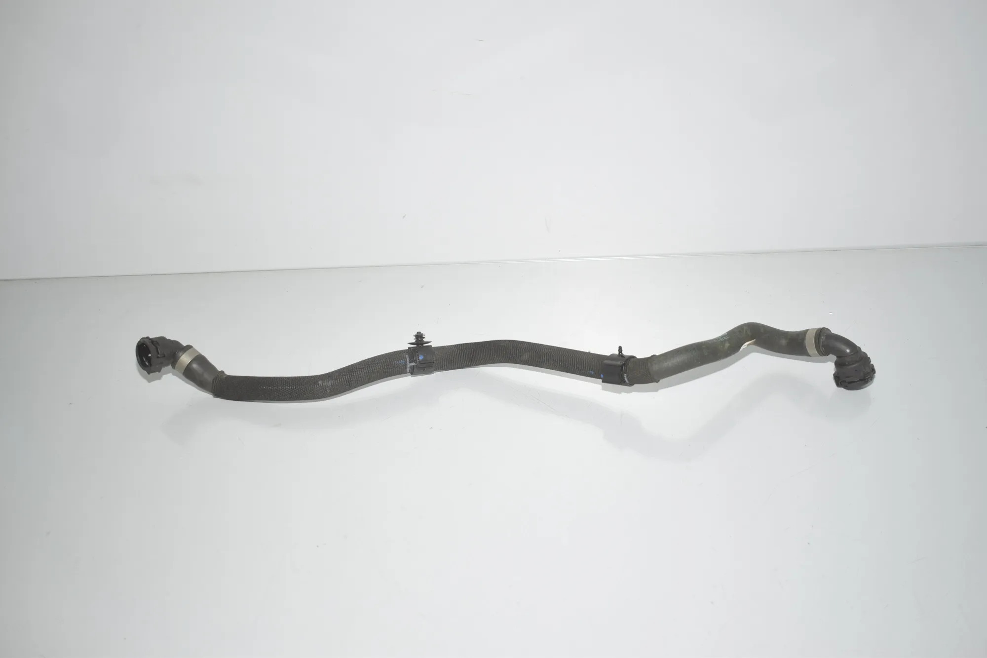 Coolant Hose Pipe – OEM 8654869 · BMW 3 (G20, G28) (2018 - -) 330 e Plug-in-Hybrid 2021 – 4