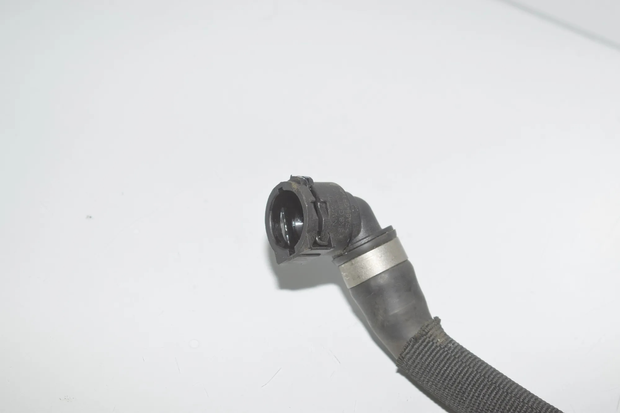 Coolant Hose Pipe – OEM 8654869 · BMW 3 (G20, G28) (2018 - -) 330 e Plug-in-Hybrid 2021 – 5