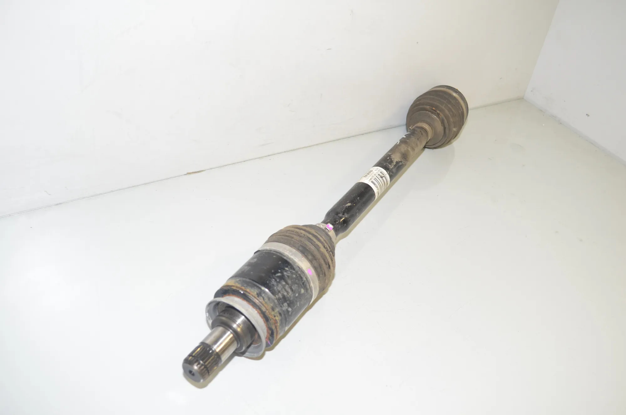 Rear Left Driveshaft – OEM 7641213 · BMW i3 (I01) Electric 2019 – 2