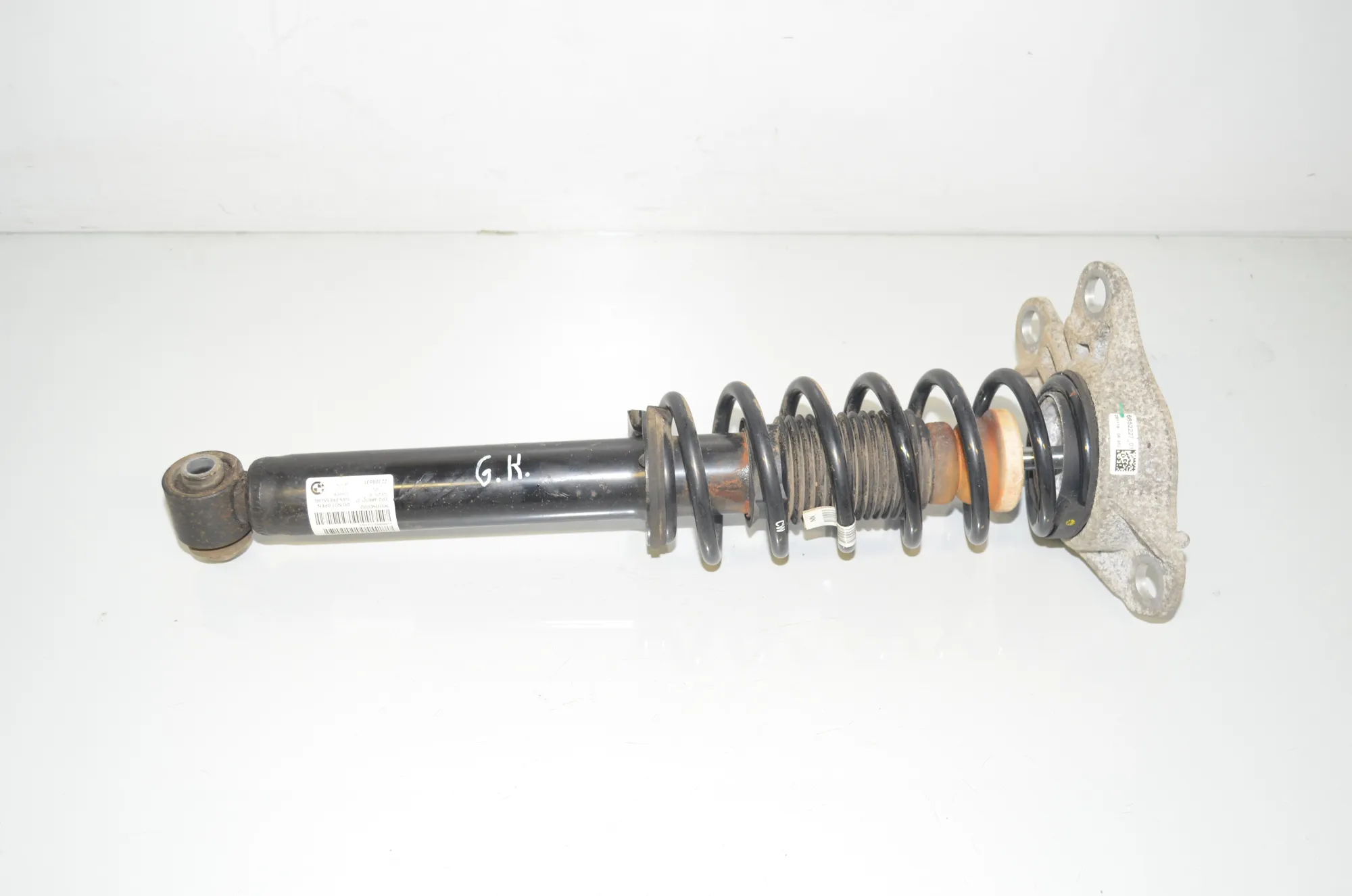 Rear Right Shock Absorber – OEM 6880101 · BMW i3 (I01) Electric 2019 – 5
