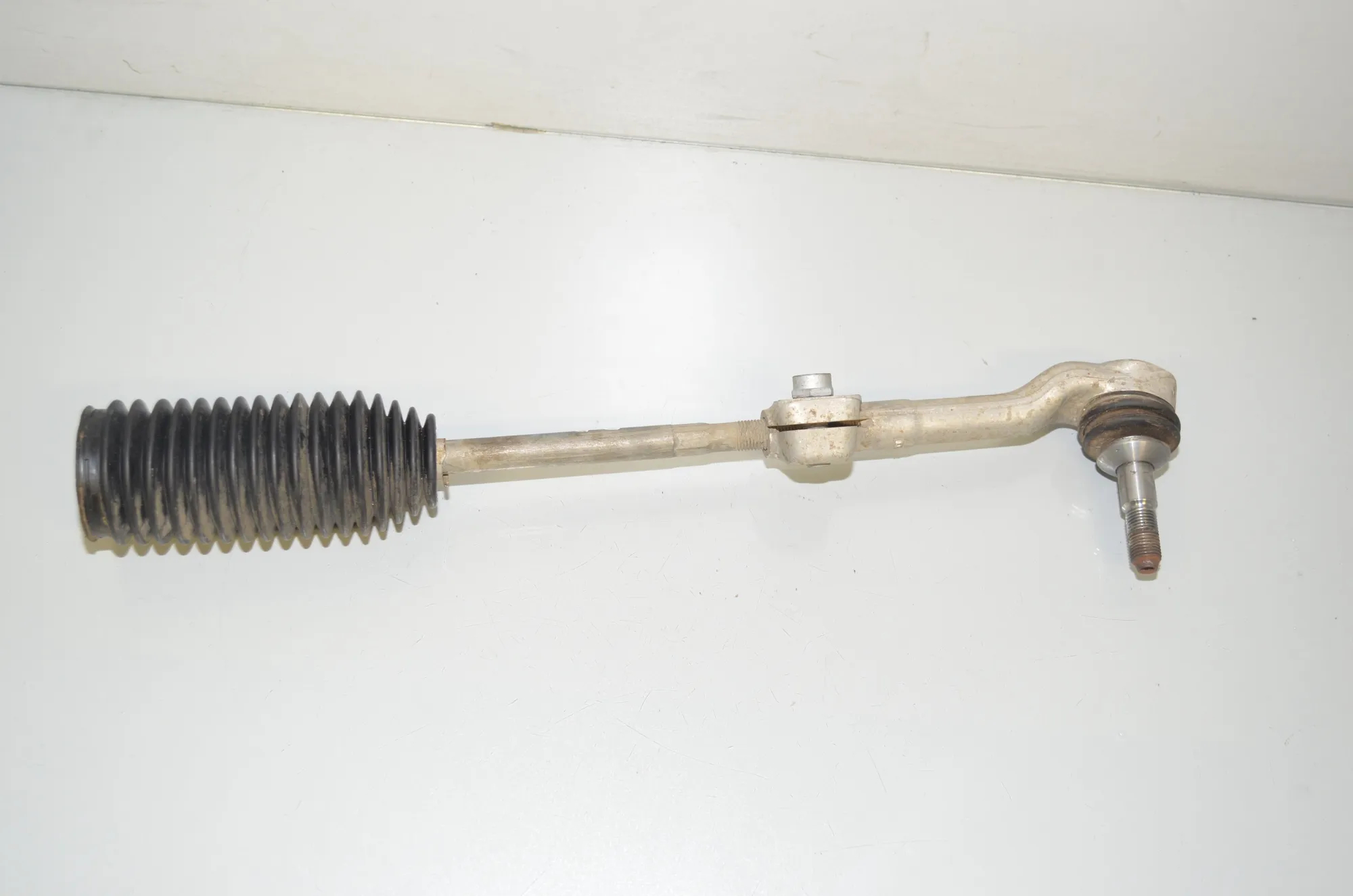 Right Side Steering Tie Rod – OEM 6851410 · BMW i3 (I01) Electric 2019 – 3