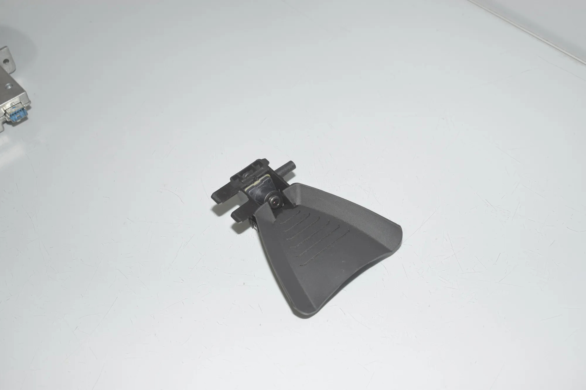 Front Camera – OEM 7384687 · BMW 2 Gran Tourer (F46) 220 d xDrive 2020 – 5