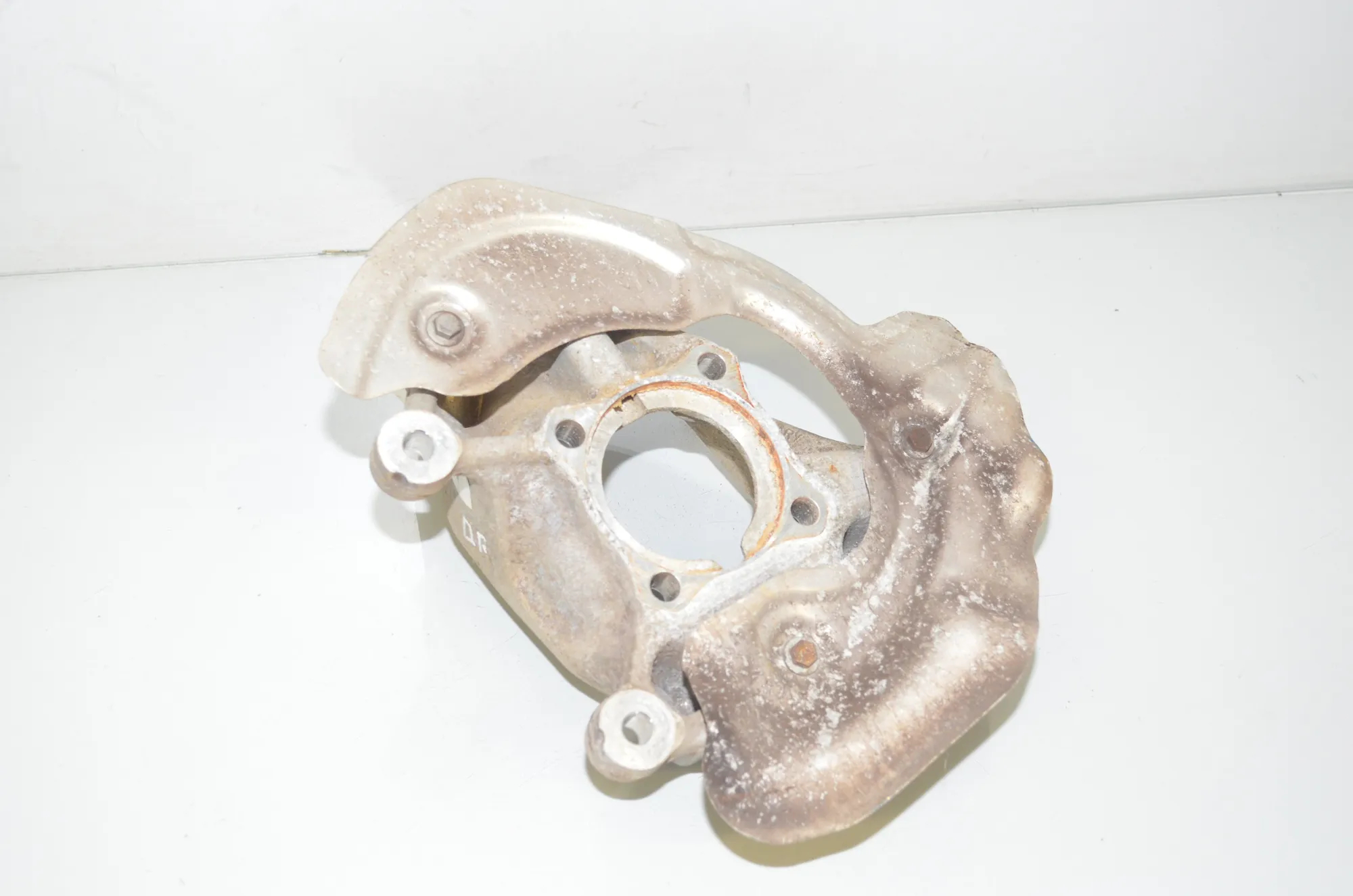 Front Right Wheel Hub – OEM 6852160 · BMW i3 (I01) Electric 2019