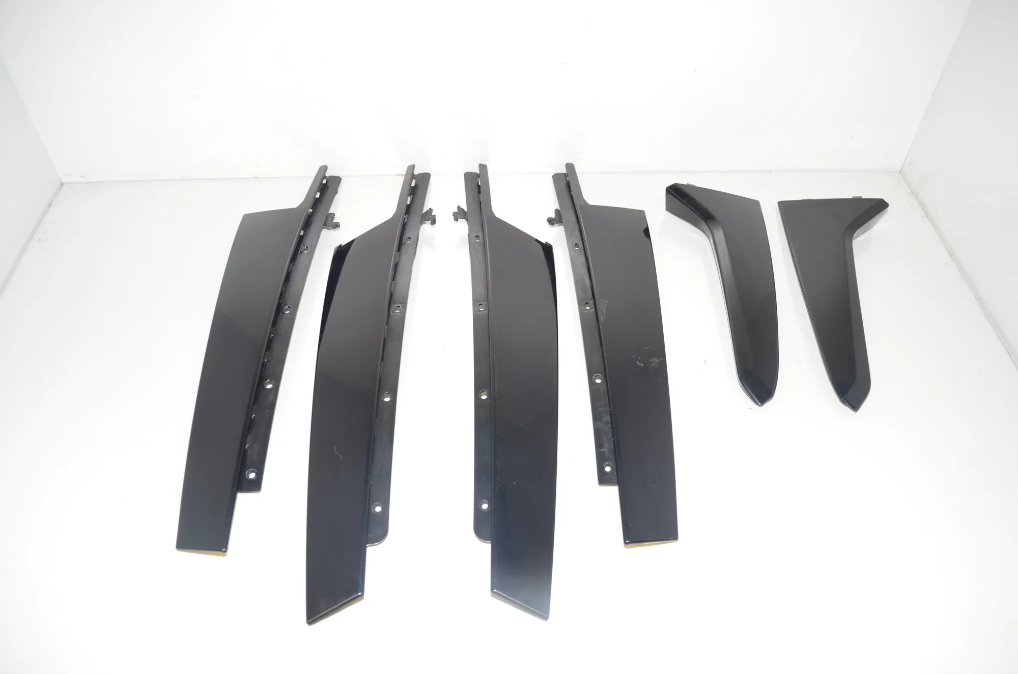 Right Side Pillar Trim – OEM 7316780 · BMW 2 Gran Tourer (F46) 220 d xDrive 2020 – 2