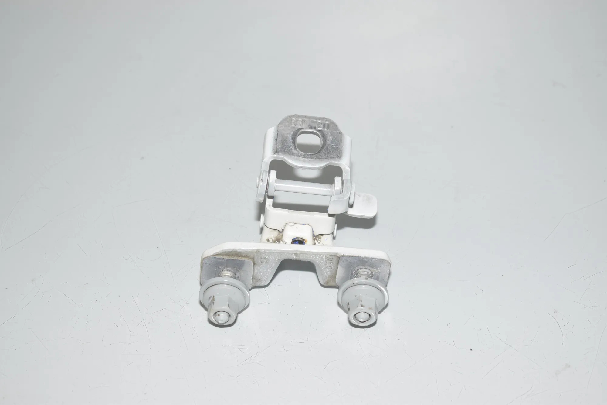 Right Side Bootlid Hinge – OEM 7318932 · BMW 2 Gran Tourer (F46) 220 d xDrive 2020 – 4