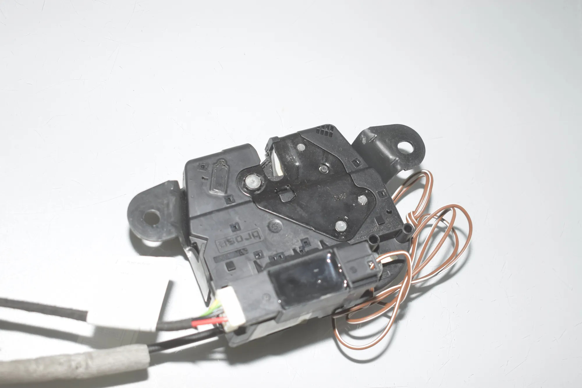Electric Tailgate Opening Kit – OEM 9852926 · BMW 2 Gran Tourer (F46) 220 d xDrive 2020 – 16