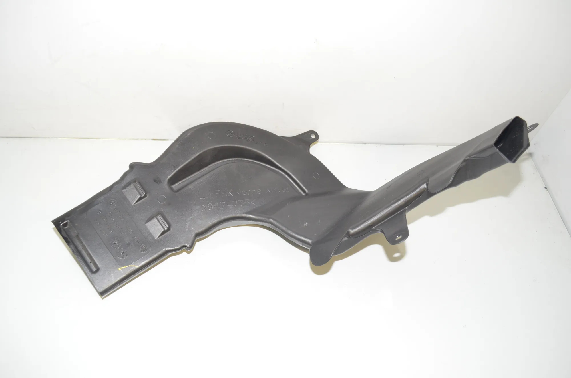 Air Intake Tube – OEM 7221929 · BMW 3 Touring (F31) 335 d xDrive 2016 – 2