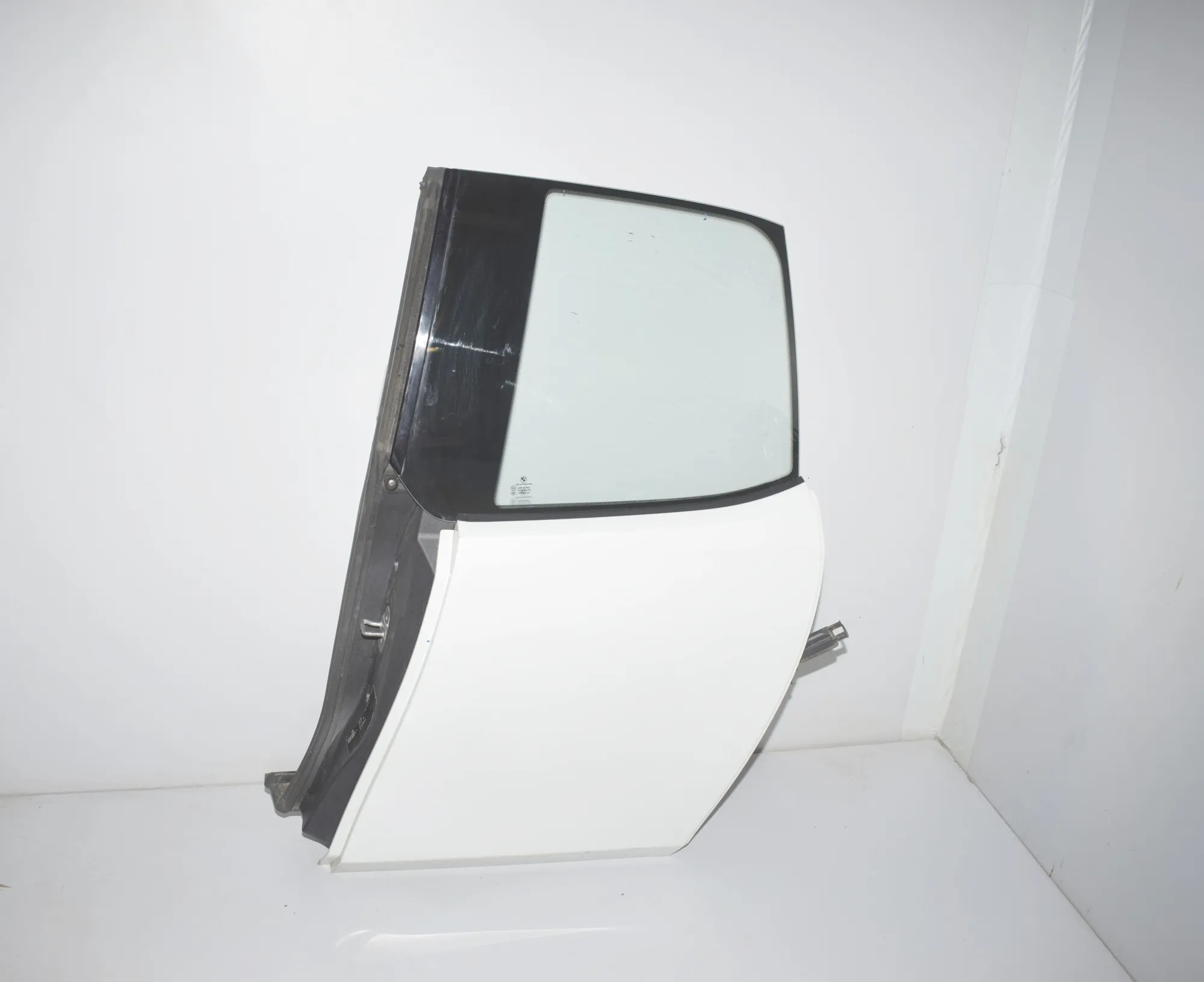 Rear Left Door – OEM 000 · BMW i3 (I01) Electric 2019