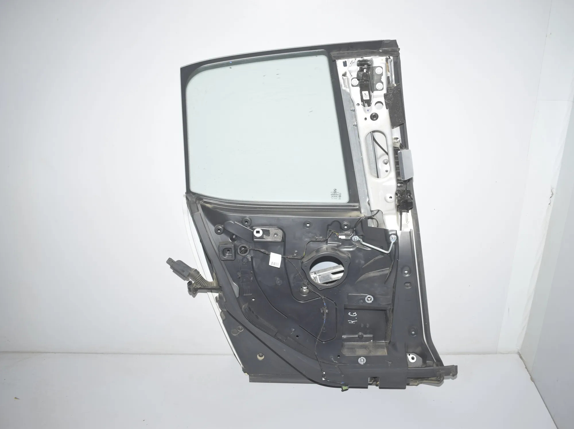 Rear Left Door – OEM 000 · BMW i3 (I01) Electric 2019 – 4