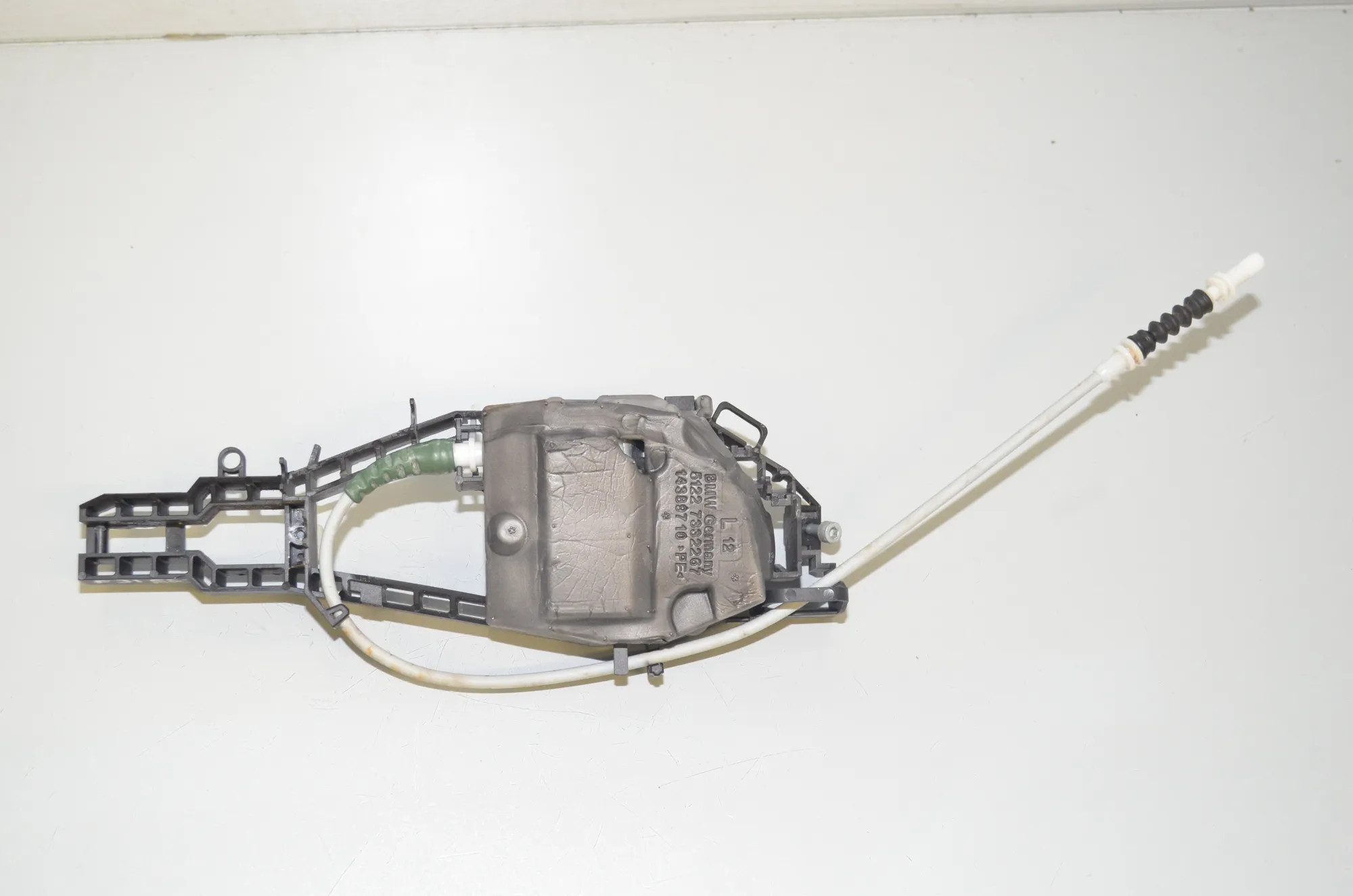 Rear Left Door Interior Handle Frame – OEM 7332267 · BMW 3 Touring (F31) 335 d xDrive 2016 – 3
