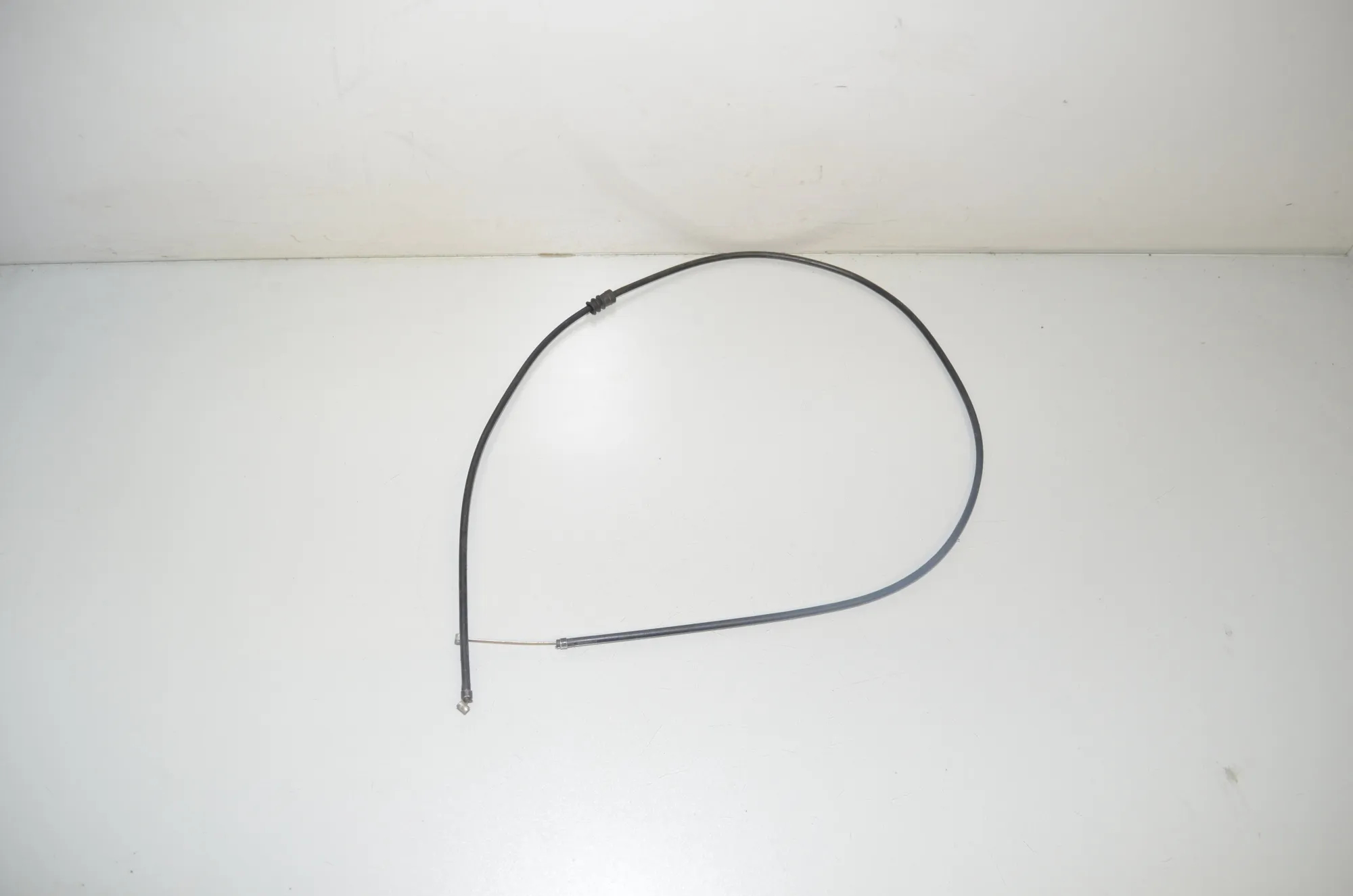 Bonnet Lock Cable – OEM 7255801 · BMW 5 Touring (F11) 535 d xDrive 2011 – 2