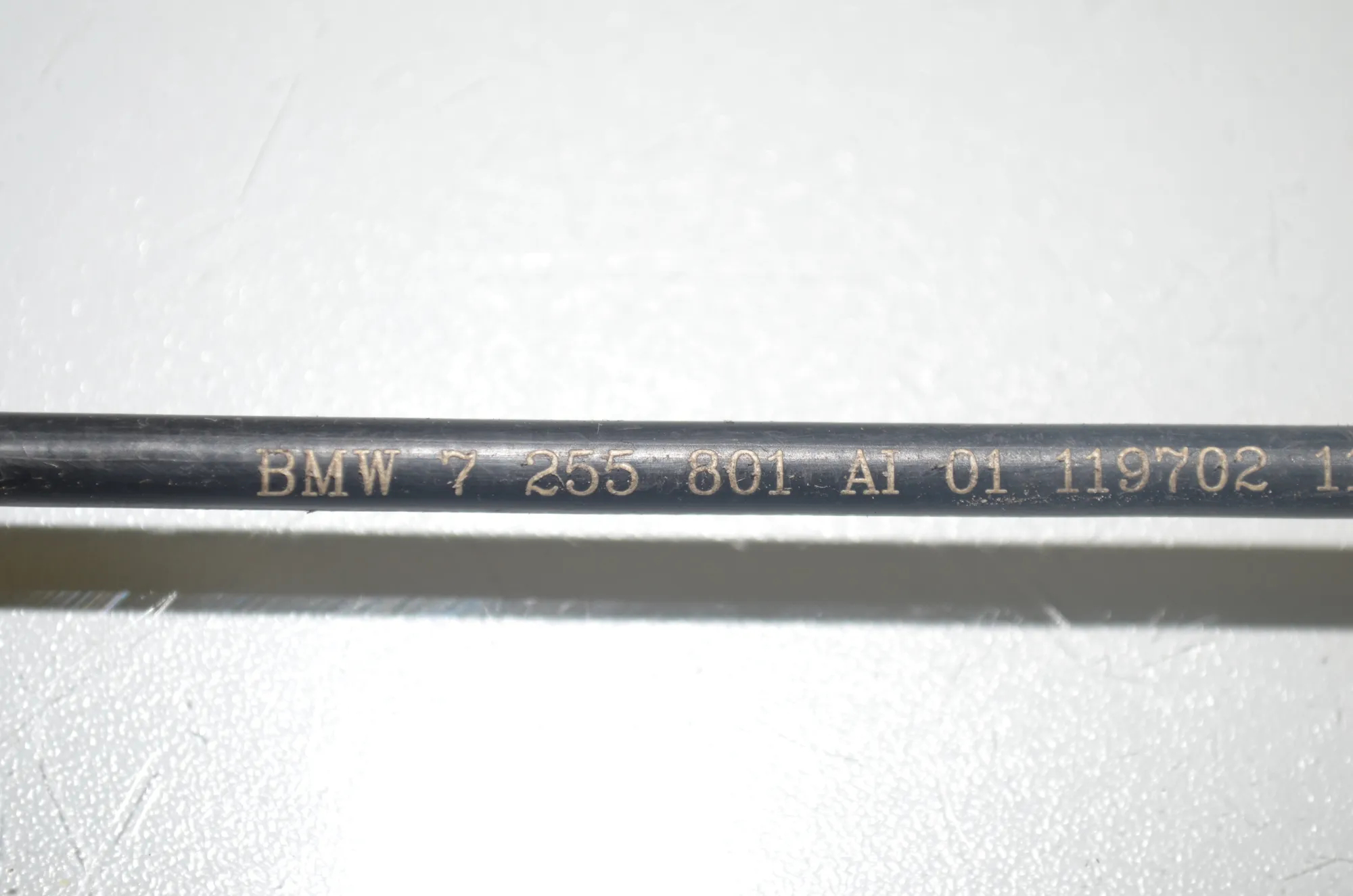 Bonnet Lock Cable – OEM 7255801 · BMW 5 Touring (F11) 535 d xDrive 2011 – 4