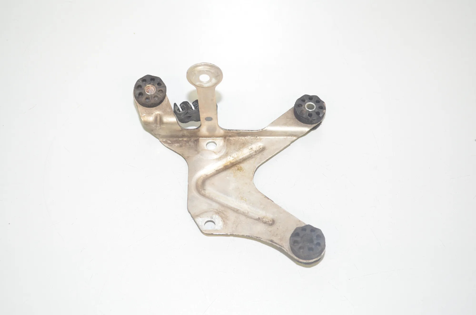 Bracket – OEM 6775355 · BMW 5 Touring (F11) 535 d xDrive 2011