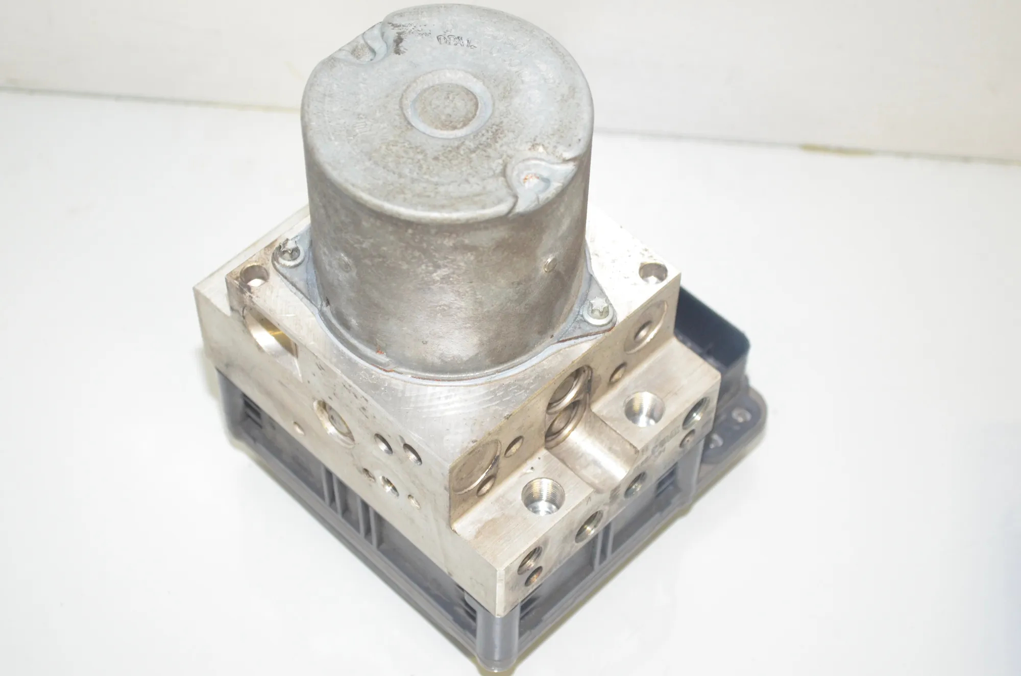 Distance Radar Sensor – OEM 6854995 · BMW 5 Touring (F11) 535 d xDrive 2011 – 6