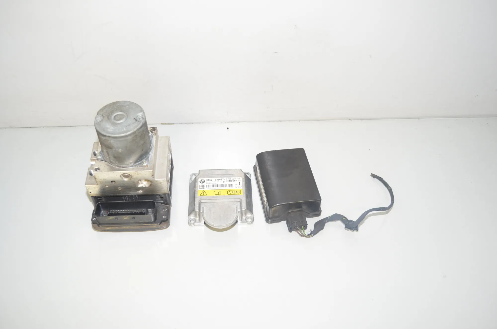 Distance Radar Sensor – OEM 6854995 · BMW 5 Touring (F11) 535 d xDrive 2011