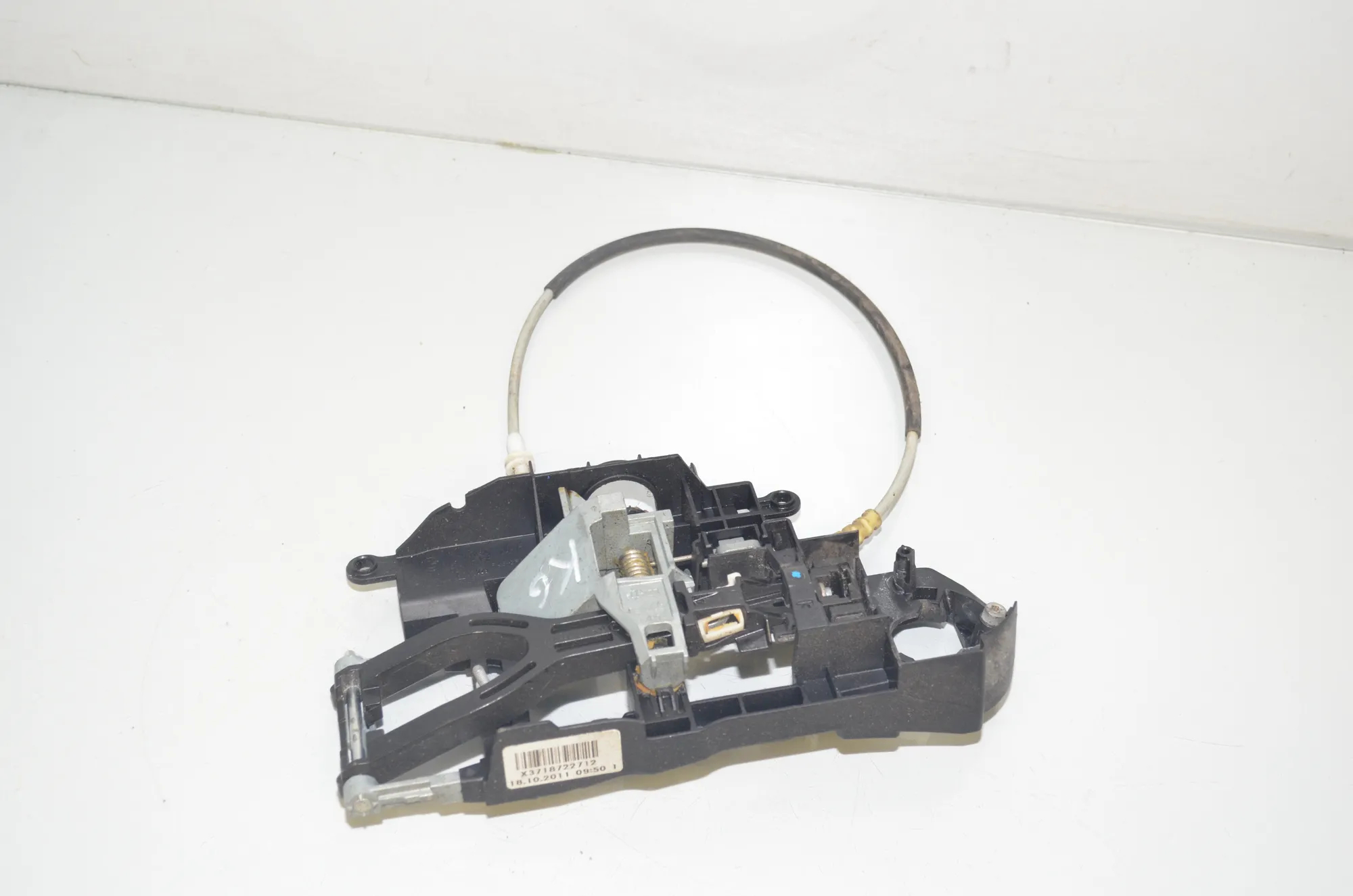 Rear Left Door Interior Handle Frame – OEM 7187227 · BMW 5 Touring (F11) 535 d xDrive 2011 – 2