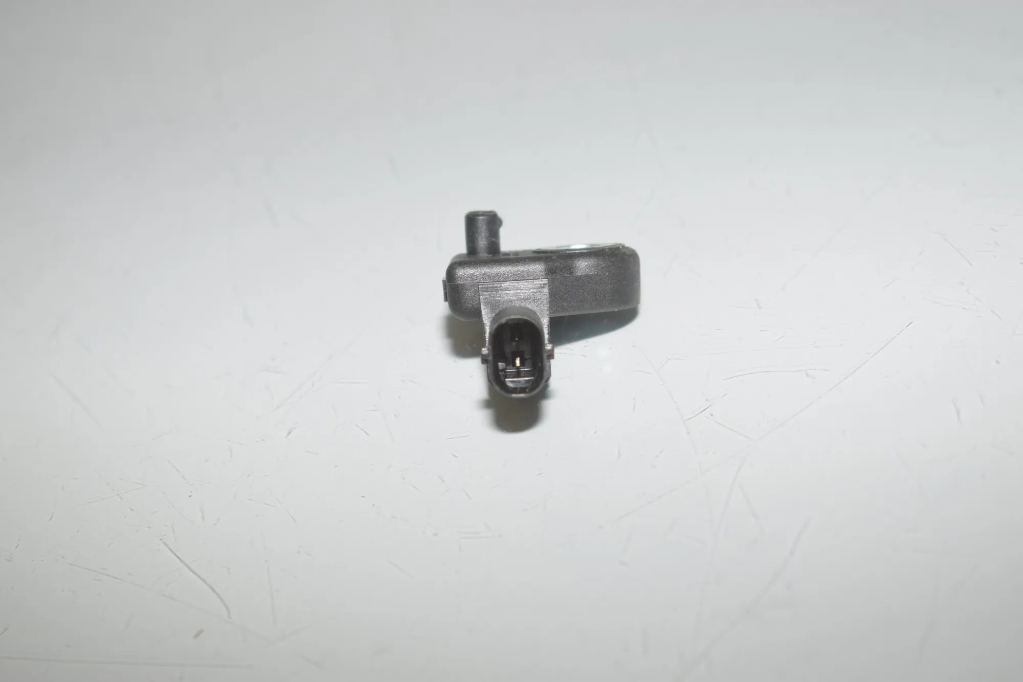 Right Side Impact Sensor – OEM 9196100 · BMW 2 Gran Tourer (F46) 220 d xDrive 2020 – 3