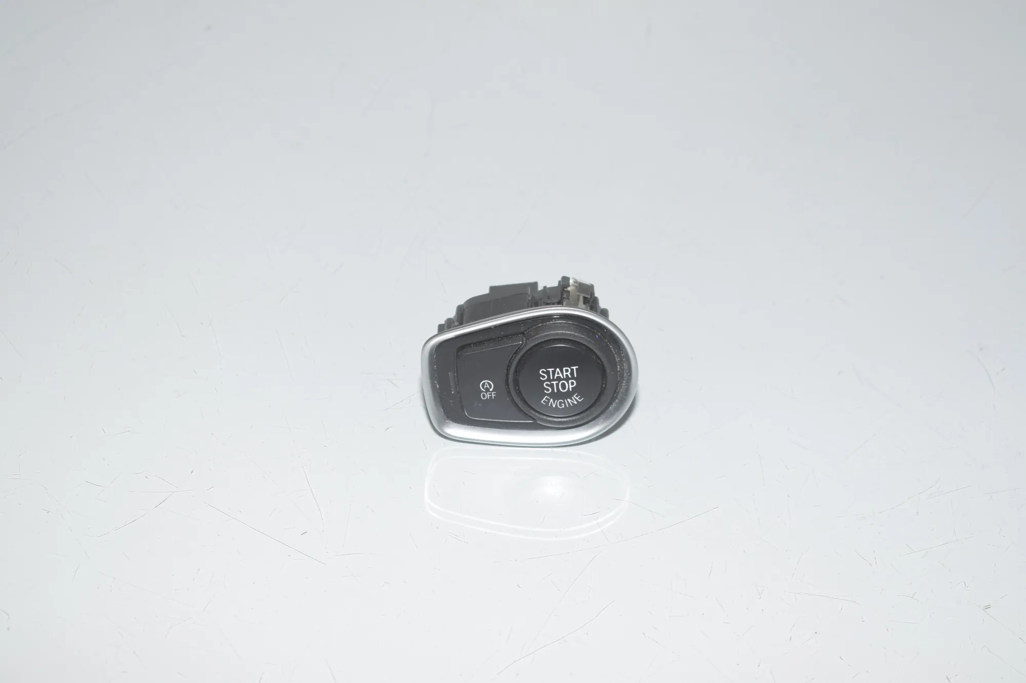 Ignition Start Button – OEM 9289135 · BMW 2 Gran Tourer (F46) 220 d xDrive 2020