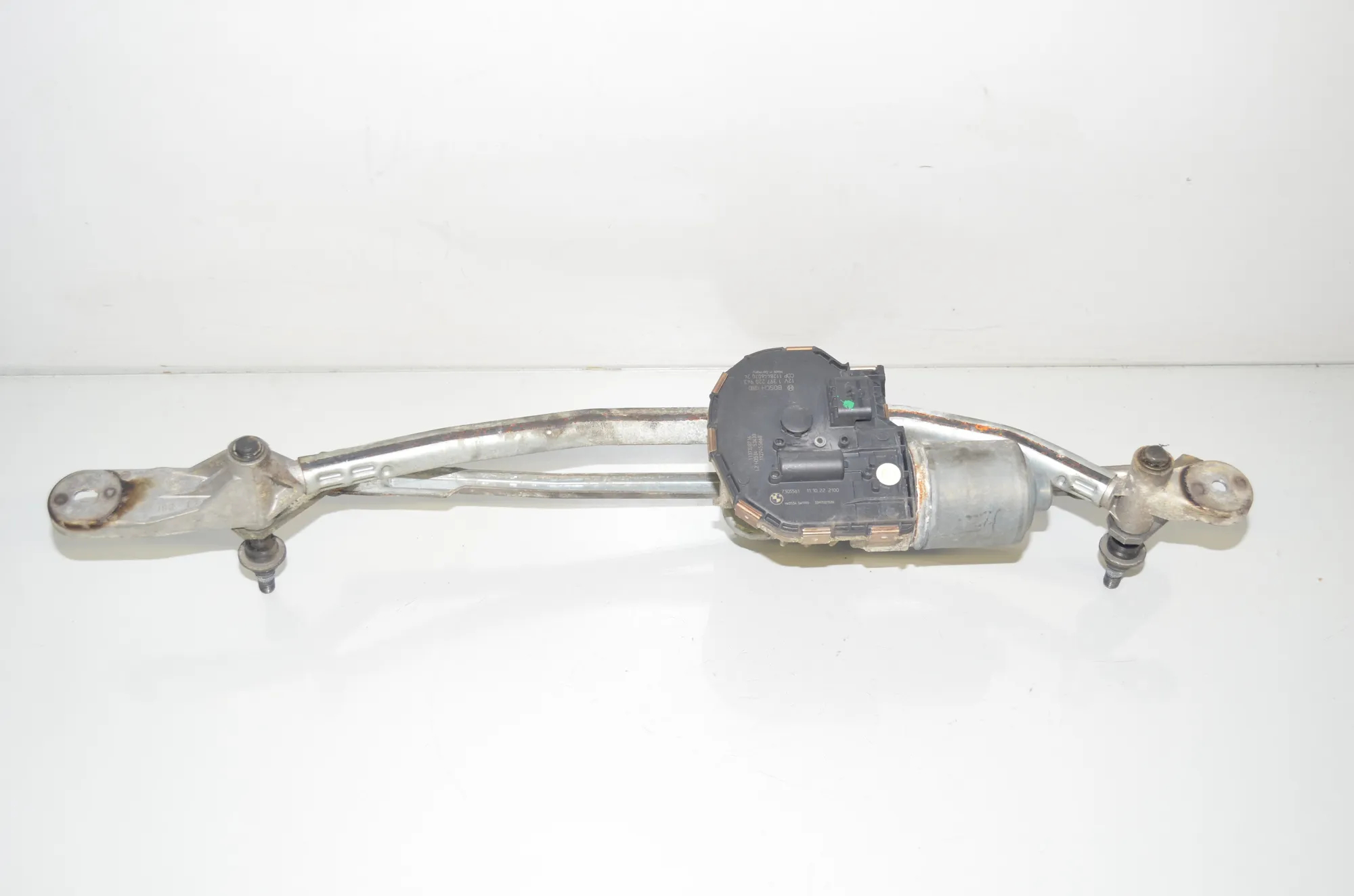 Front Windshield Wiper Mechanism – OEM 1397220 · BMW 5 Touring (F11) 535 d xDrive 2011 – 2