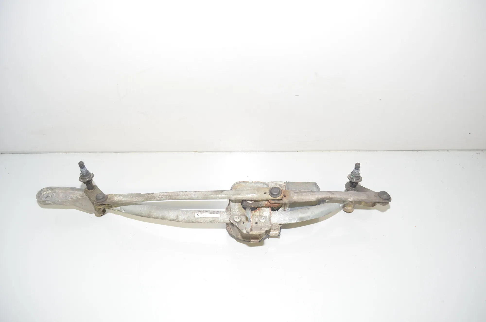 Front Windshield Wiper Mechanism – OEM 1397220 · BMW 5 Touring (F11) 535 d xDrive 2011 – 3