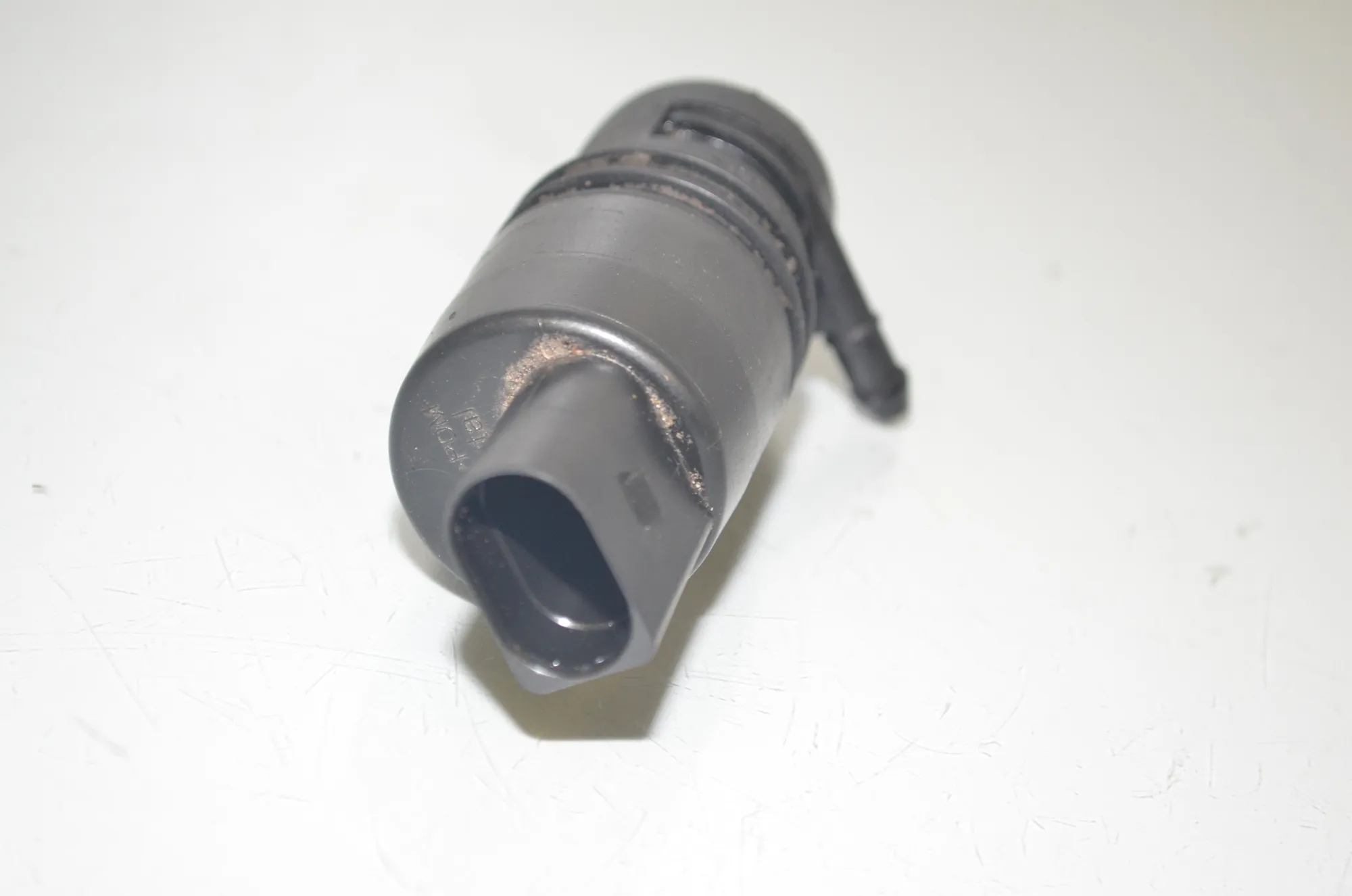 Washer Tank Motor – OEM 8362154 · BMW 5 Touring (F11) 535 d xDrive 2011 – 3