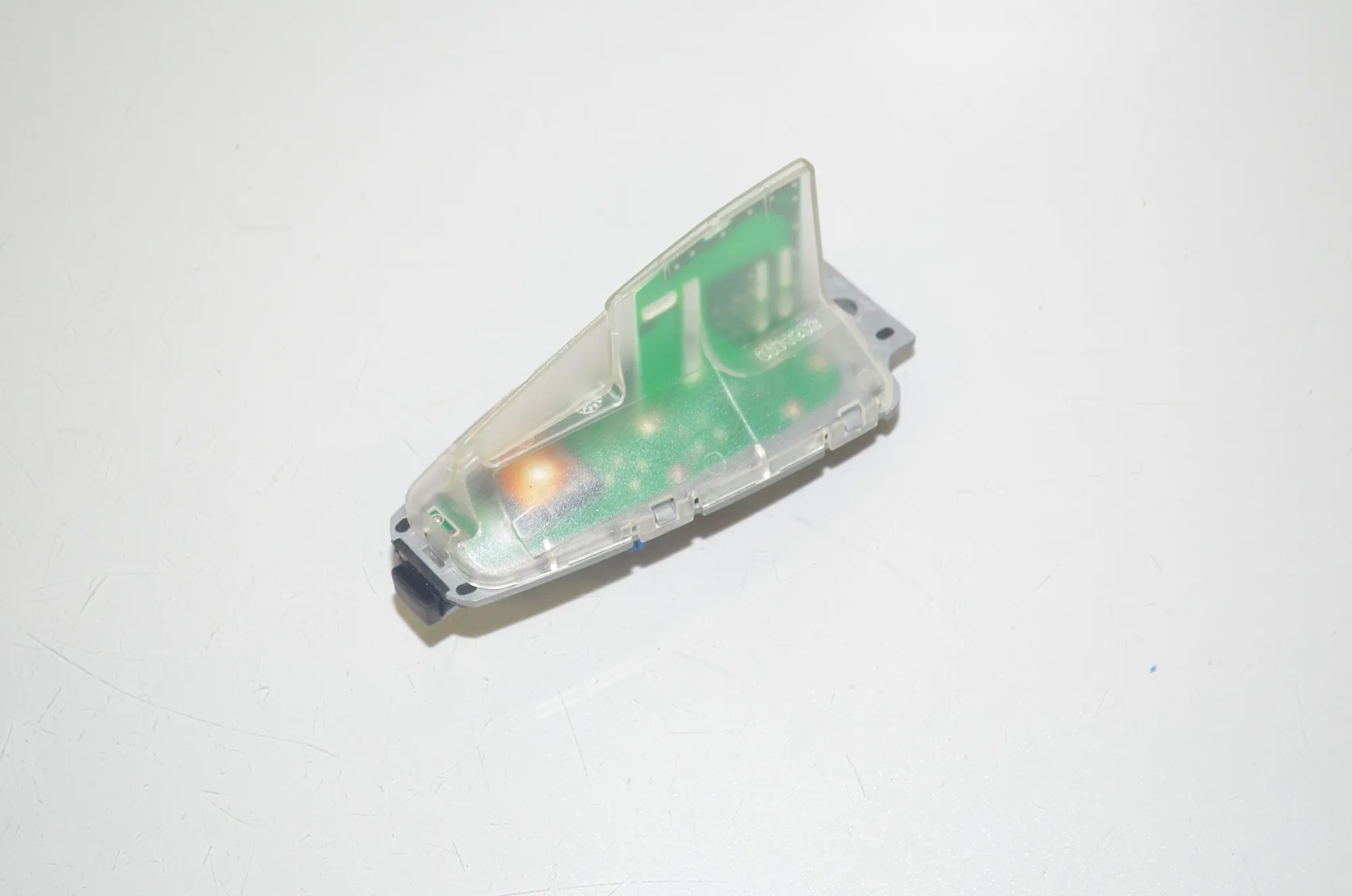 Antenna – OEM 1682647 · BMW 5 Touring (F11) 535 d xDrive 2011 – 2
