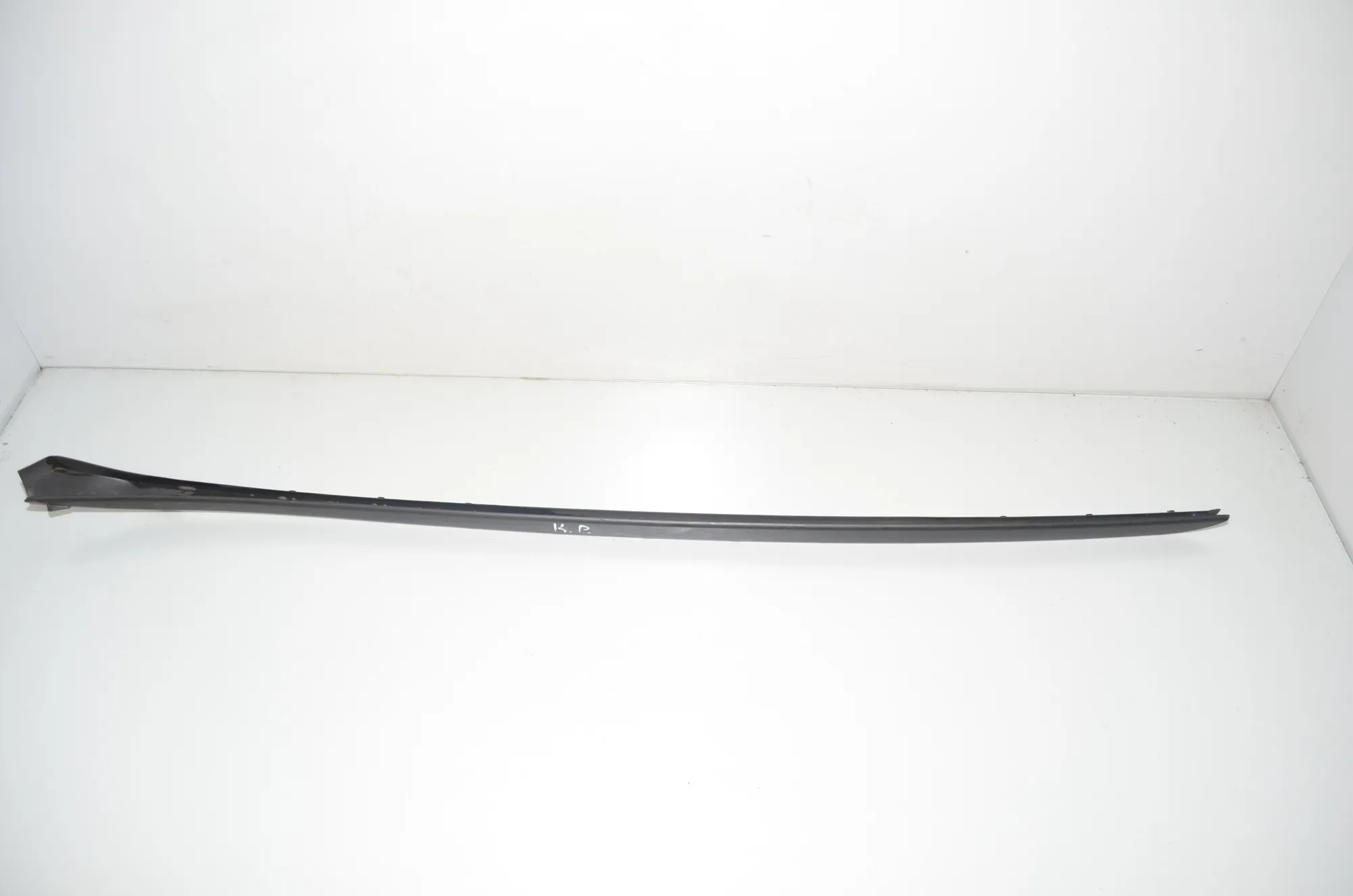 Front Windshield Trim – OEM 7331507 · BMW 2 Gran Tourer (F46) 220 d xDrive 2020 – 2