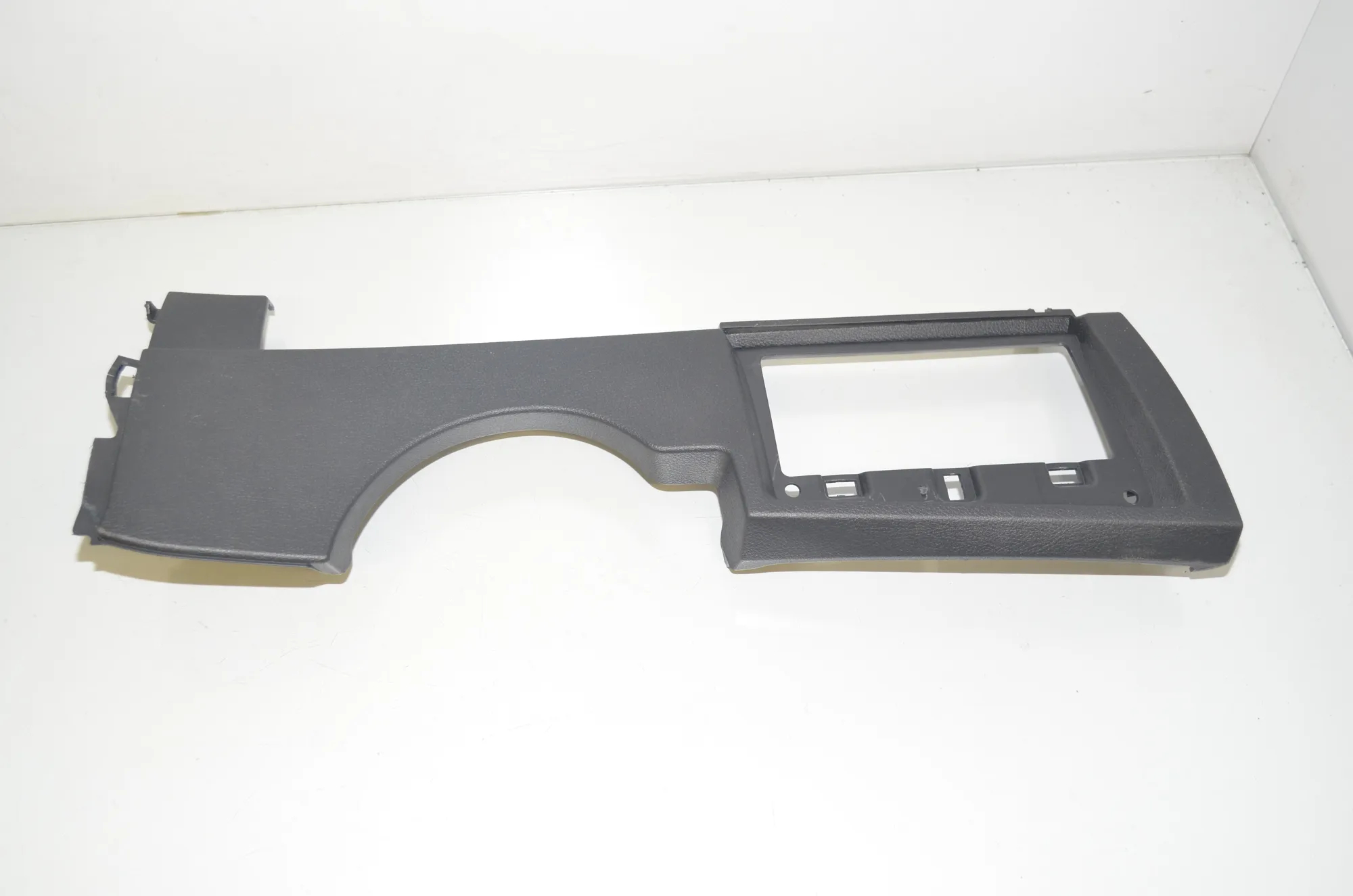 Dashboard Trim – OEM 6260109 · BMW 2 Gran Tourer (F46) 220 d xDrive 2020 – 2