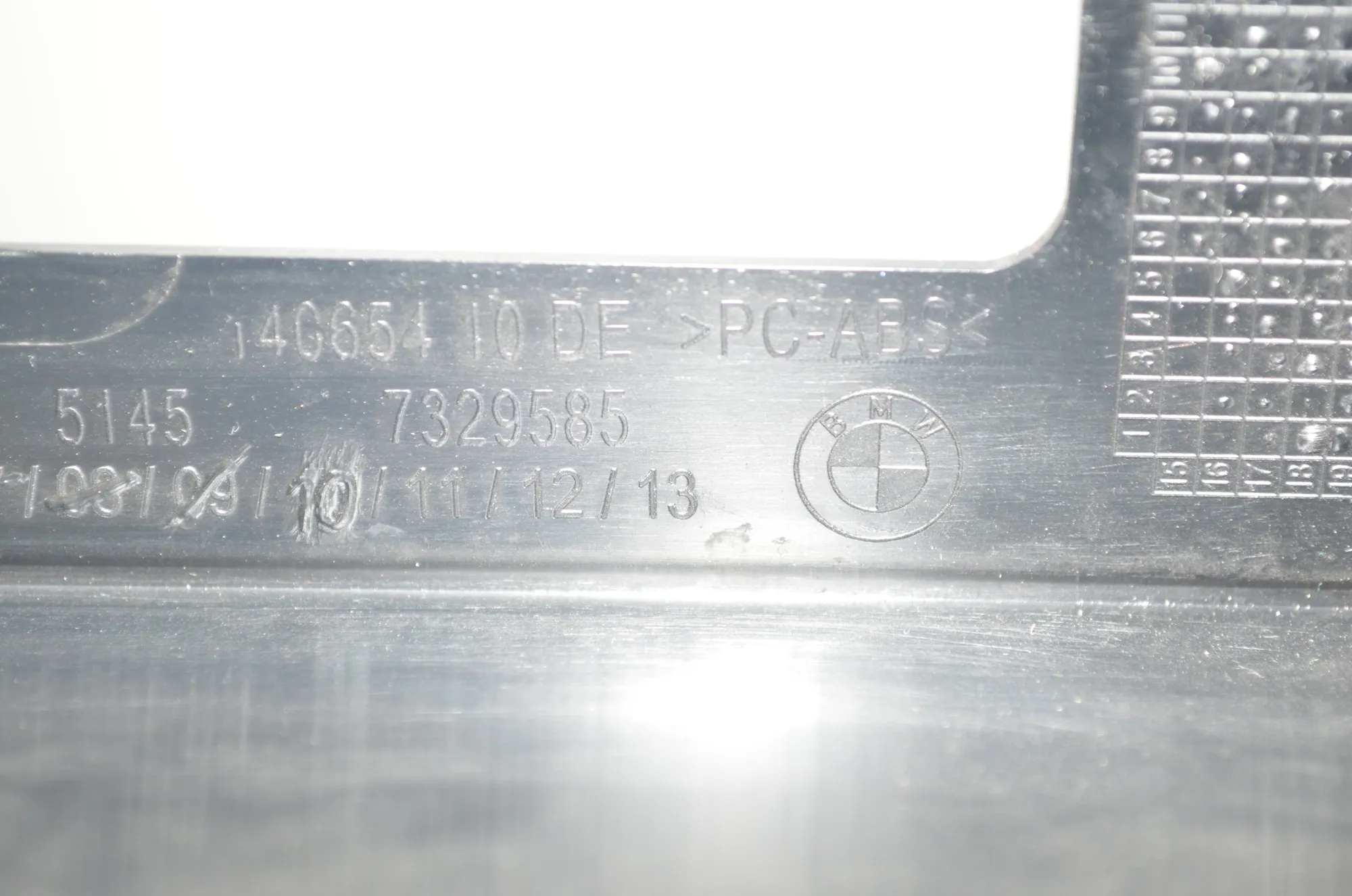 Other Trim Parts – OEM 7329585 · BMW 2 Gran Tourer (F46) 220 d xDrive 2020 – 4