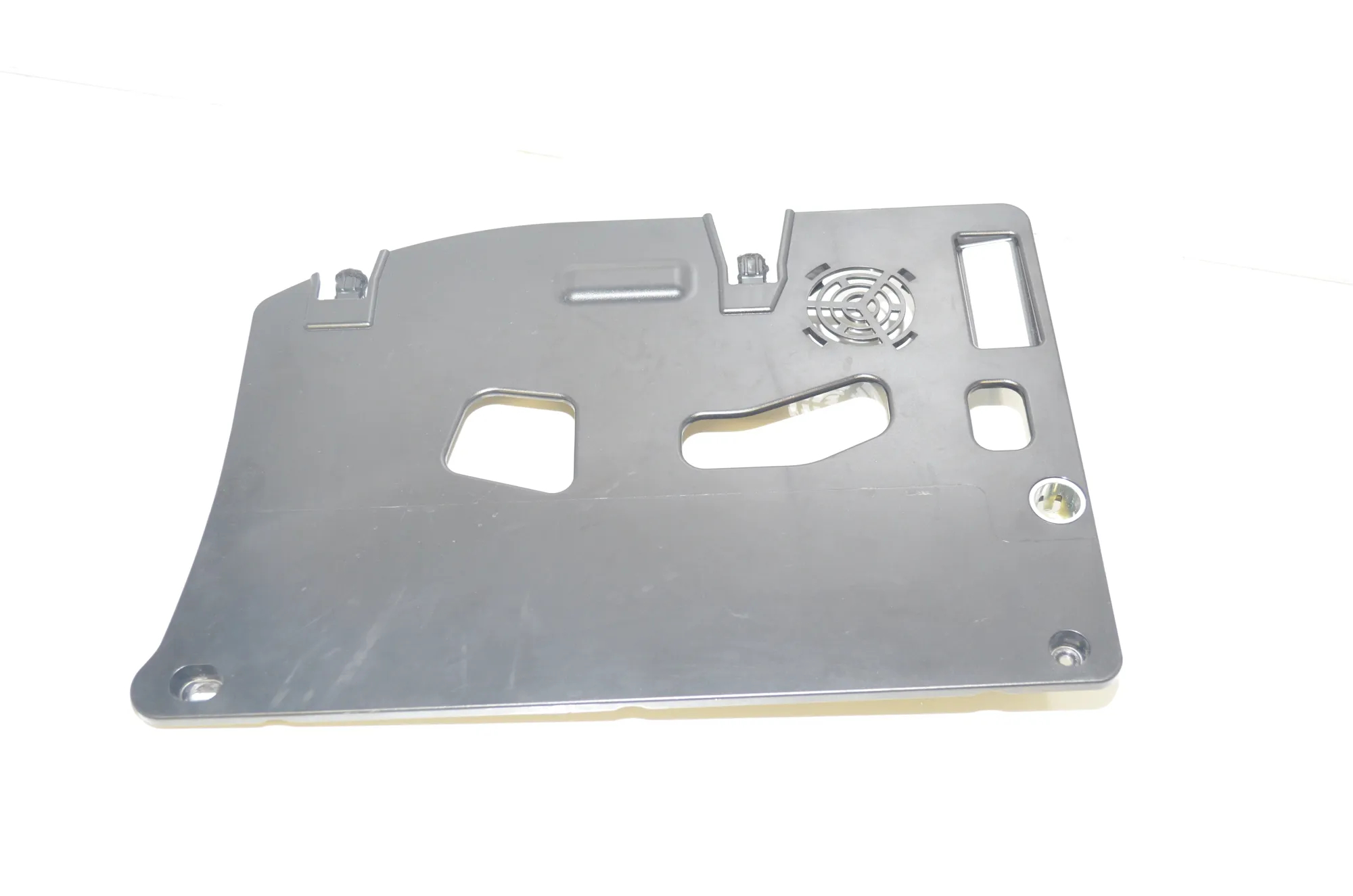 Dashboard Lower Trim – OEM 9316560 · BMW 2 Gran Tourer (F46) 220 d xDrive 2020 – 2