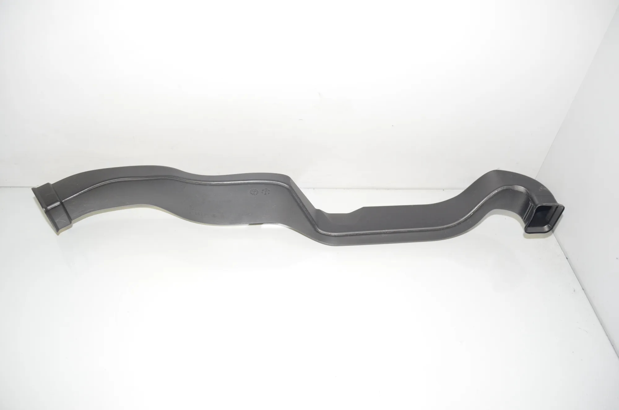 Interior Air Duct Channel – OEM 9263410 · BMW 2 Gran Tourer (F46) 220 d xDrive 2020 – 2