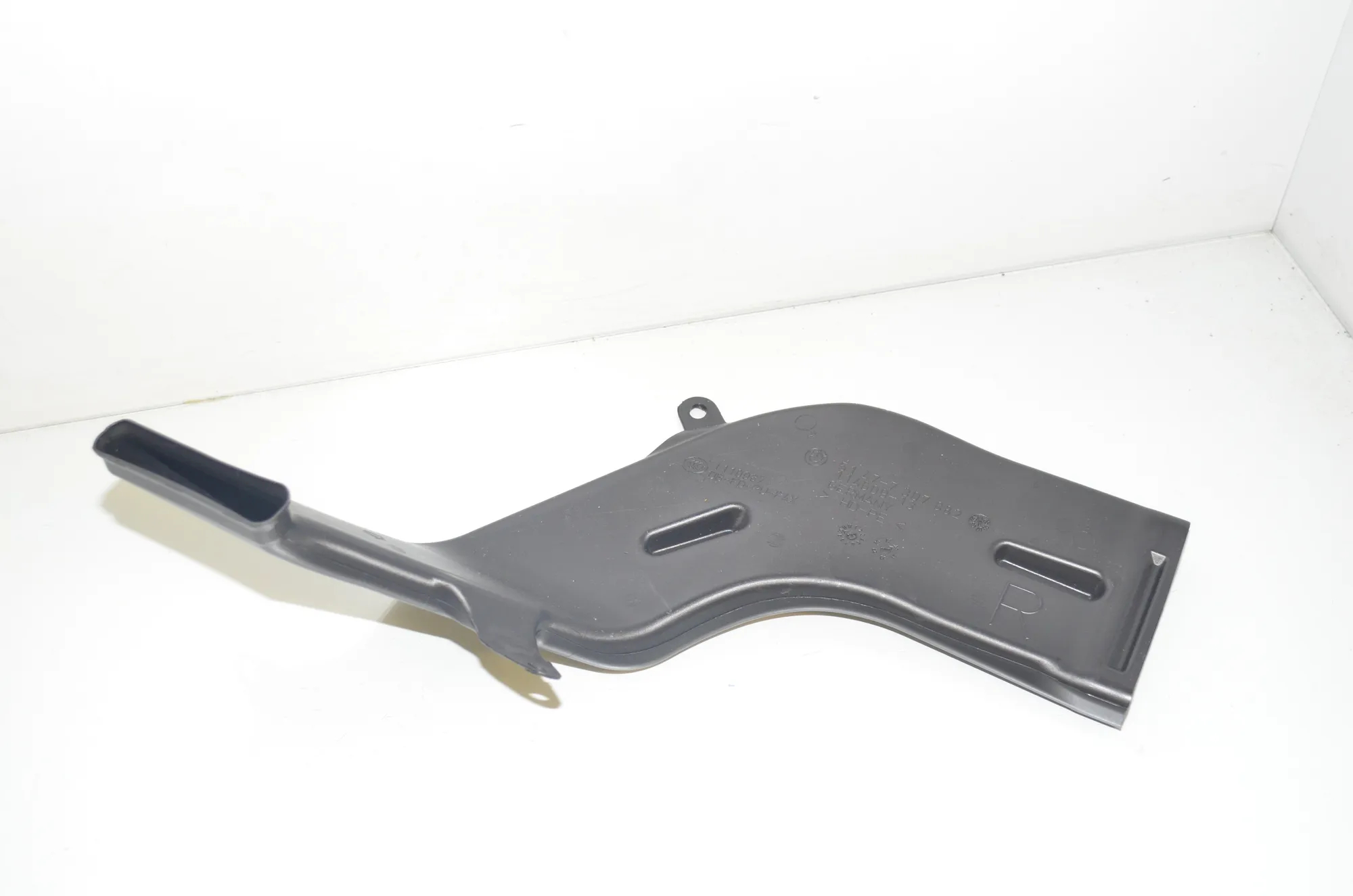 Interior Air Duct Channel – OEM 7307882 · BMW 2 Gran Tourer (F46) 220 d xDrive 2020 – 3