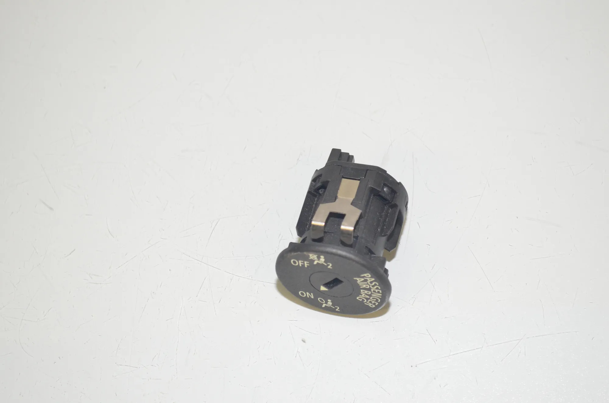 SRS Switch – OEM 9198888 · BMW 5 Touring (F11) 535 d xDrive 2011 – 3