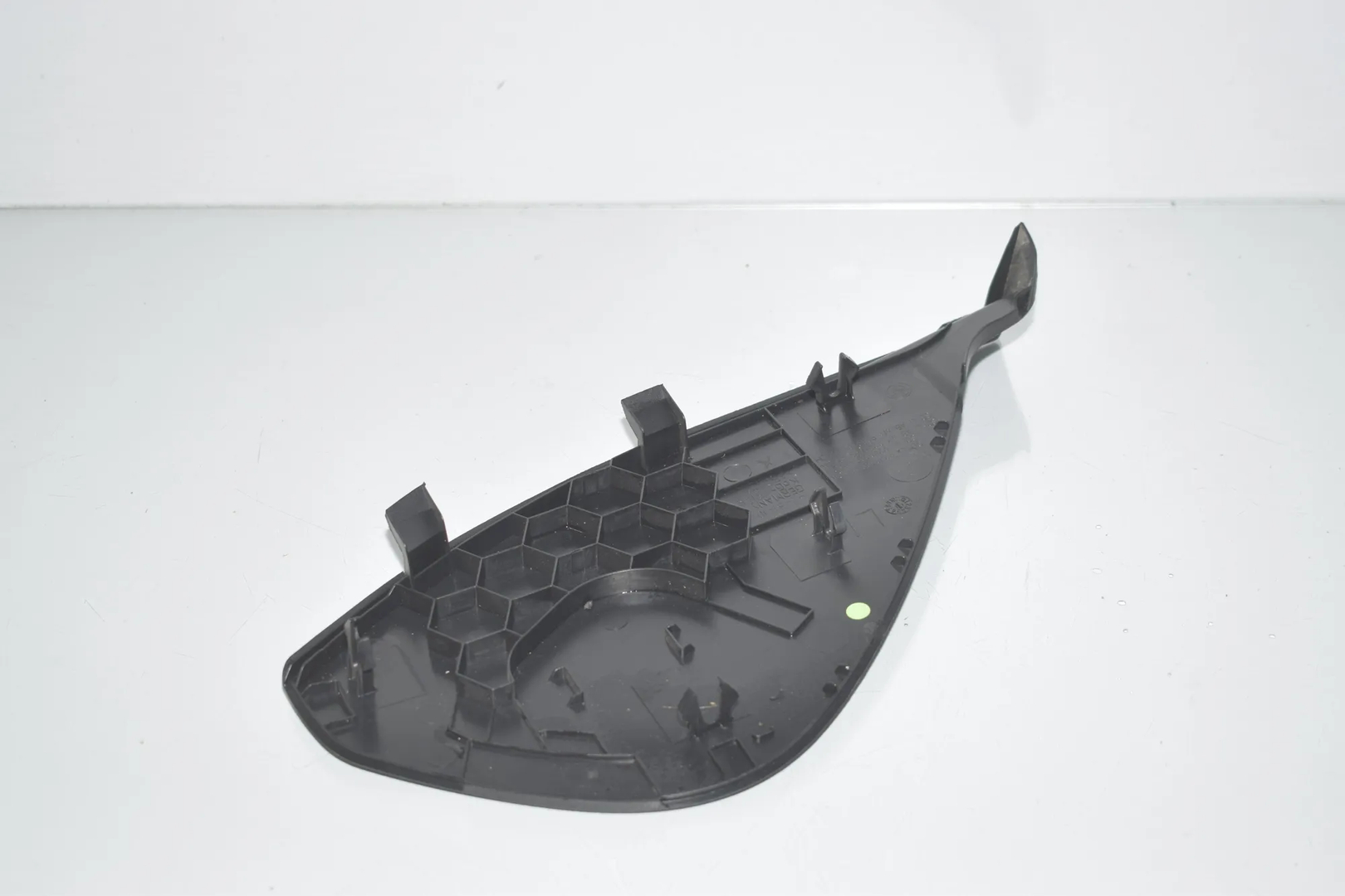 Dashboard Side Trim – OEM 9209788 · BMW 5 Touring (F11) 535 d xDrive 2011 – 2