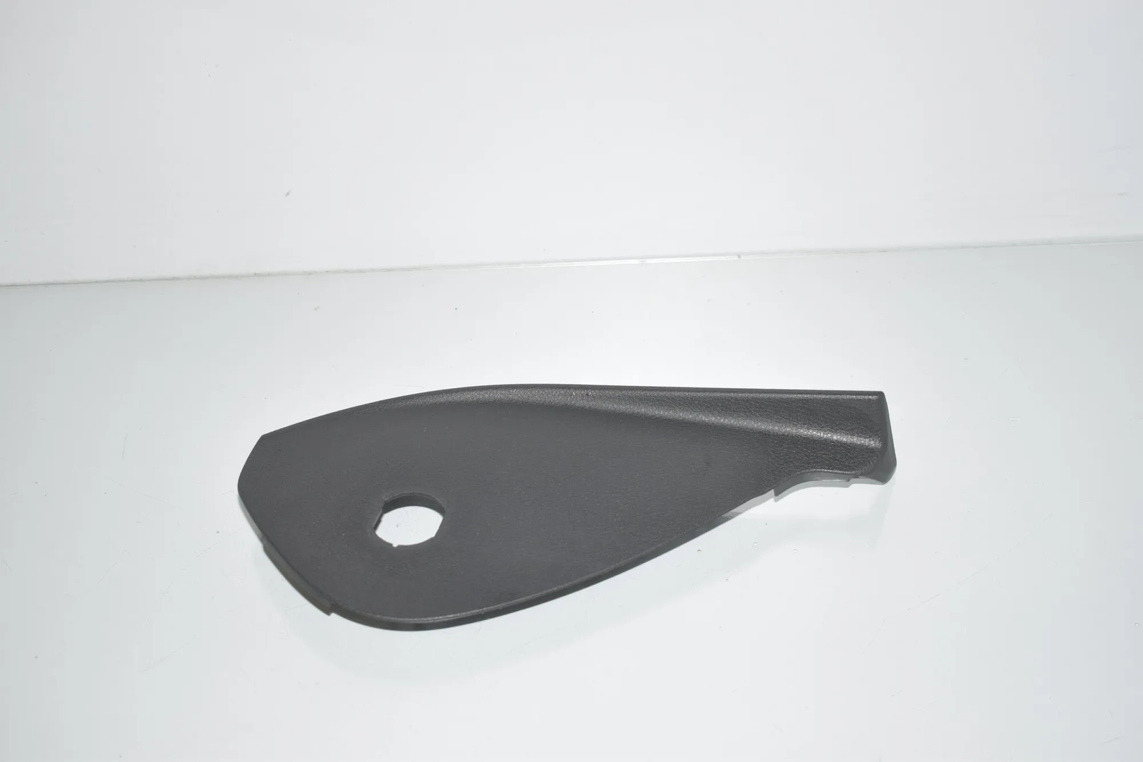 Dashboard Side Trim – OEM 9209790 · BMW 5 Touring (F11) 535 d xDrive 2011