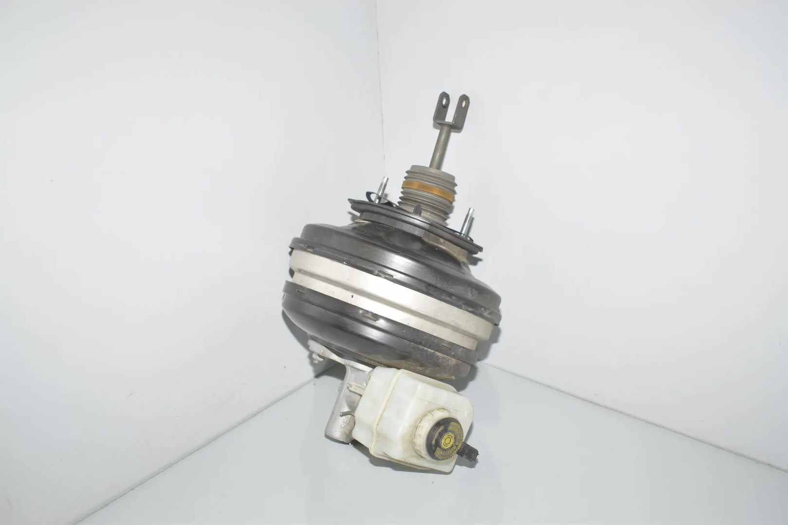 Brake Servo Booster – OEM 6796726 · BMW 5 Touring (F11) 535 d xDrive 2011