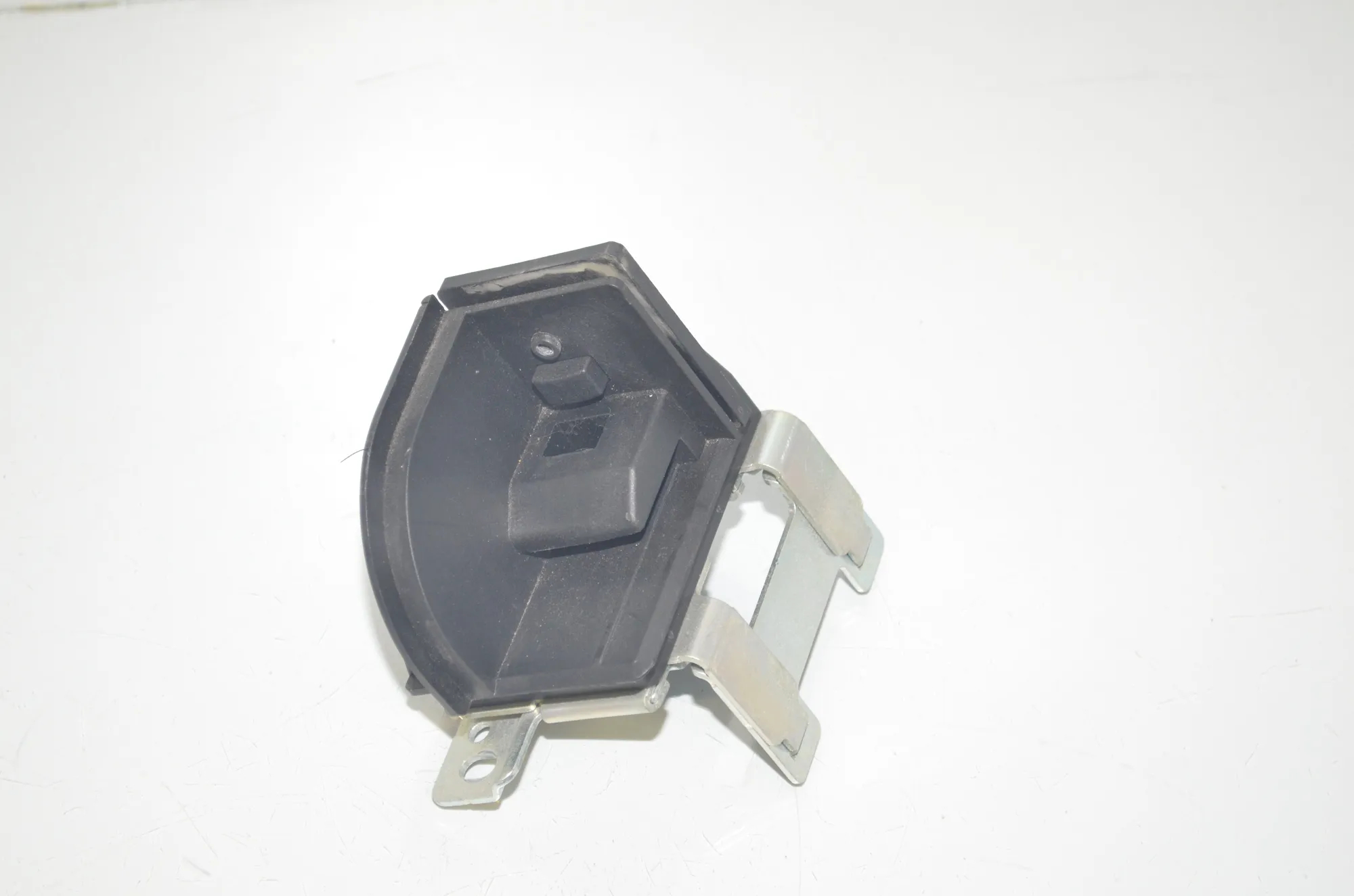 Bracket – OEM 9168473 · BMW 5 Touring (F11) 535 d xDrive 2011