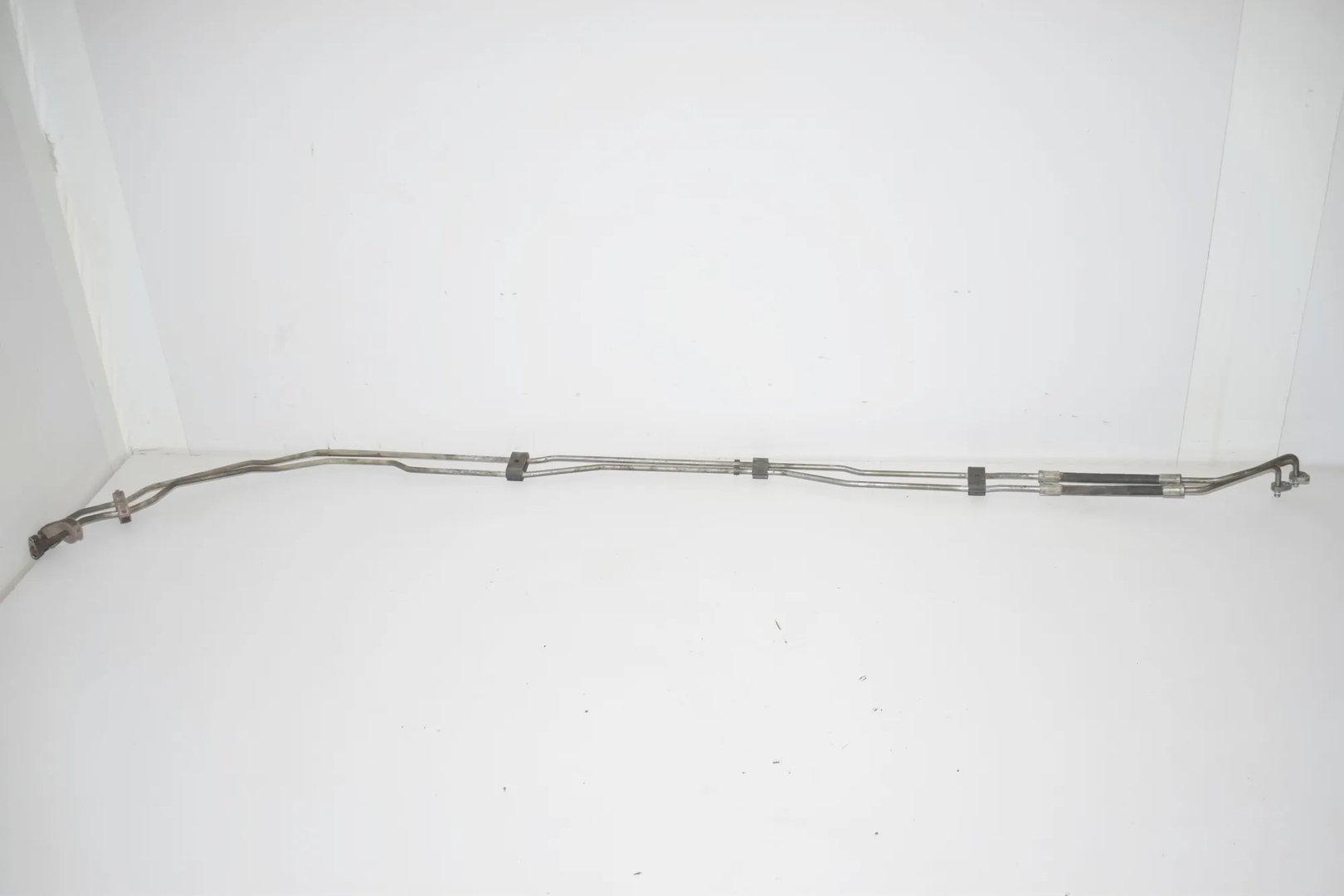 Other tubes – OEM 6792434 · BMW 5 Touring (F11) 535 d xDrive 2011 – 3