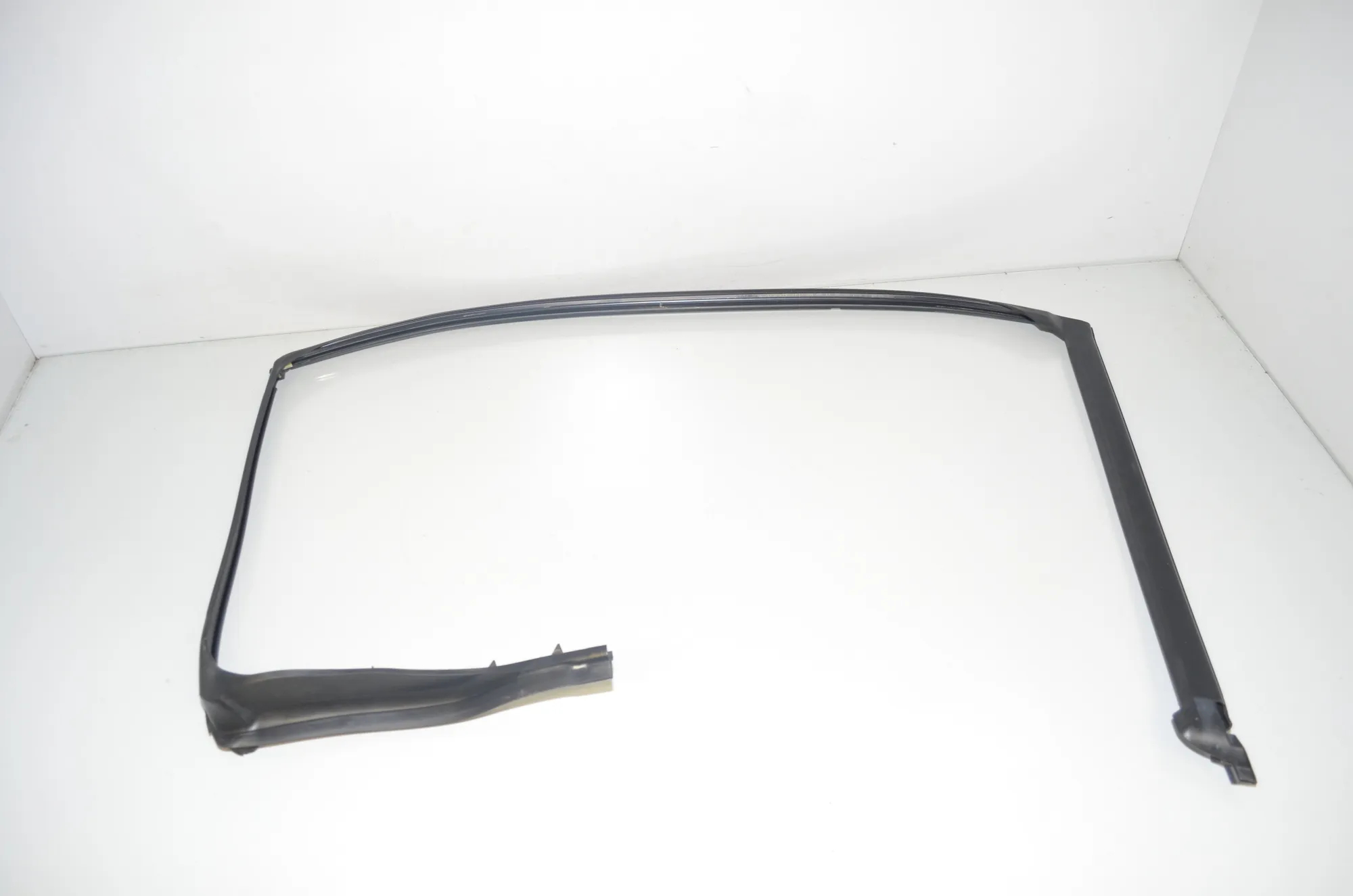 Rear Left Door Rubber Seal – OEM 7199783 · BMW 5 Touring (F11) 535 d xDrive 2011 – 3