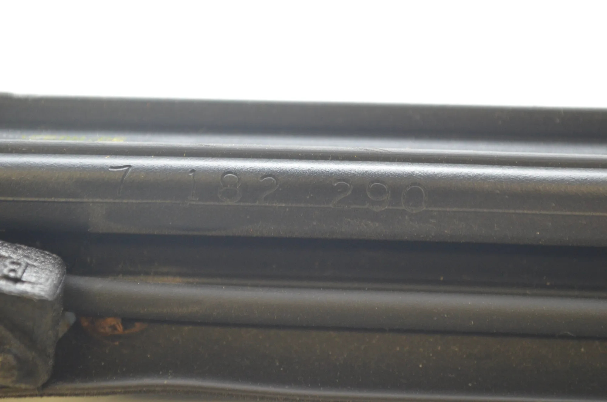 Rear Right Door Window Strip – OEM 7182290 · BMW 5 Touring (F11) 535 d xDrive 2011 – 4