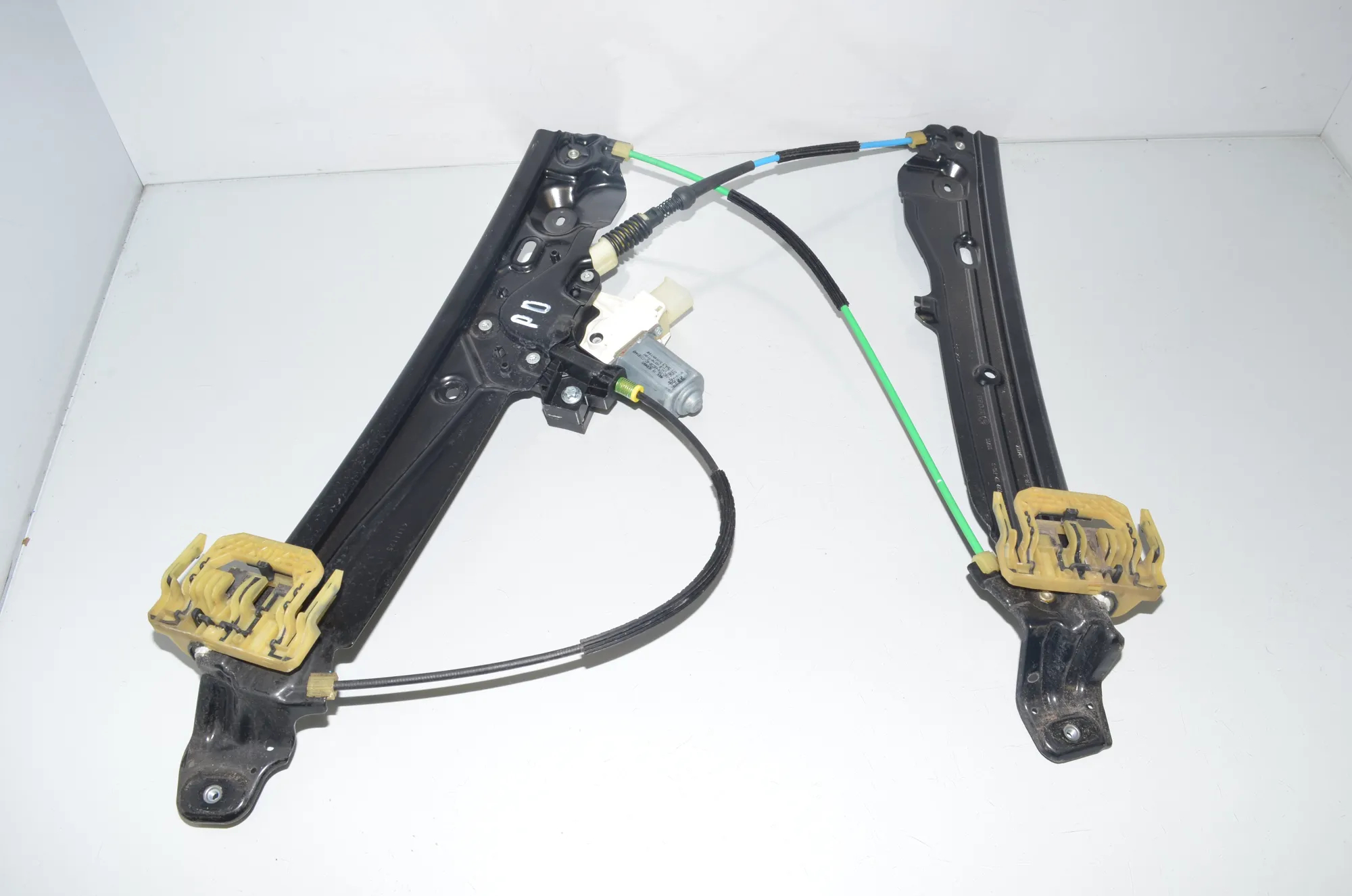Front Right Door Window Regulator – OEM 7182132 · BMW 5 Touring (F11) 535 d xDrive 2011 – 2