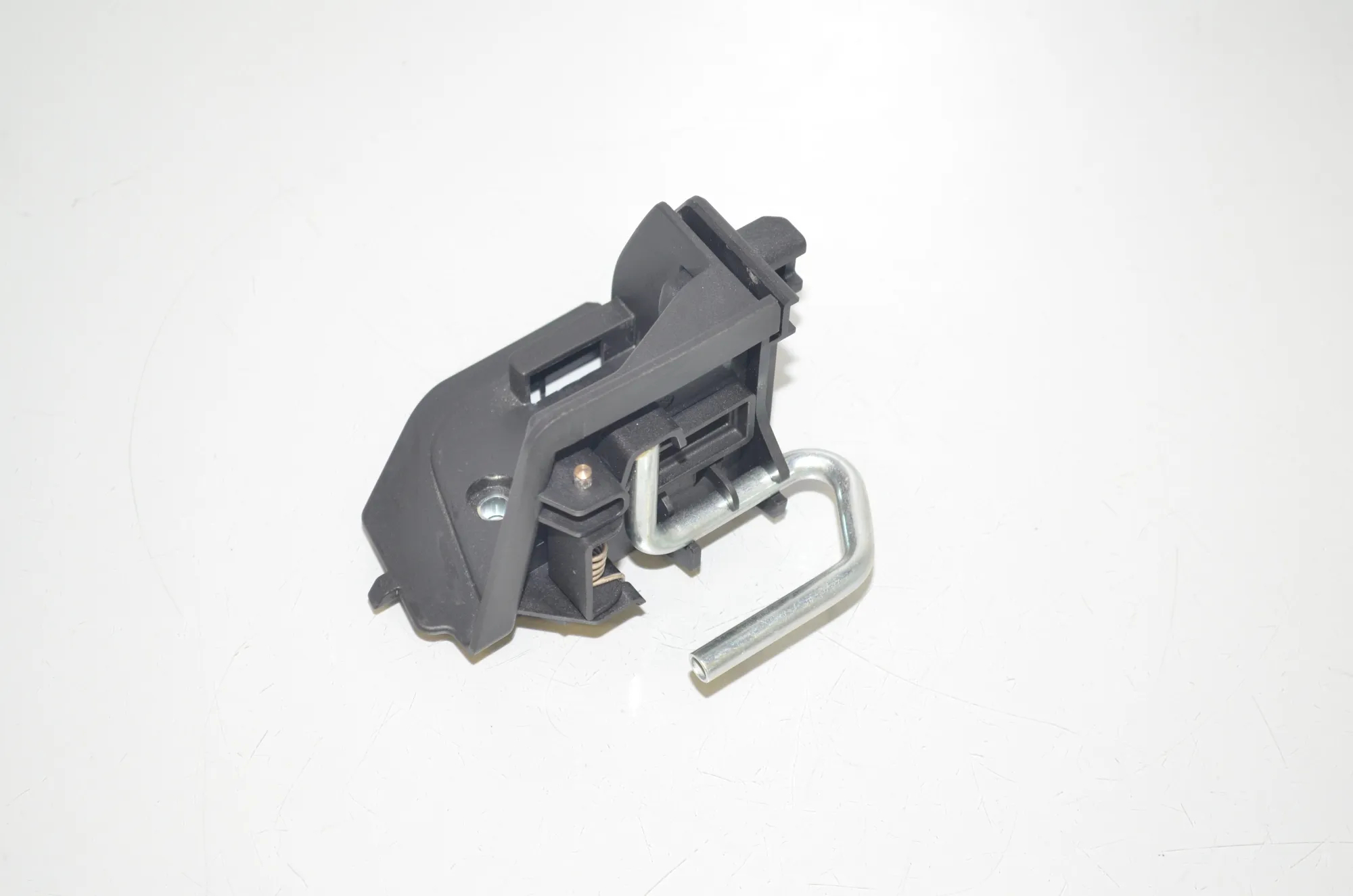 Other Boot Trunk Parts – OEM 7360972 · BMW 2 Gran Tourer (F46) 220 d xDrive 2020 – 2