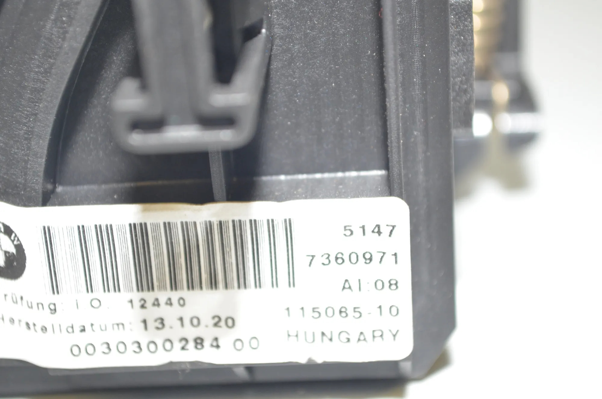 Other Boot Trunk Parts – OEM 7360971 · BMW 2 Gran Tourer (F46) 220 d xDrive 2020 – 4