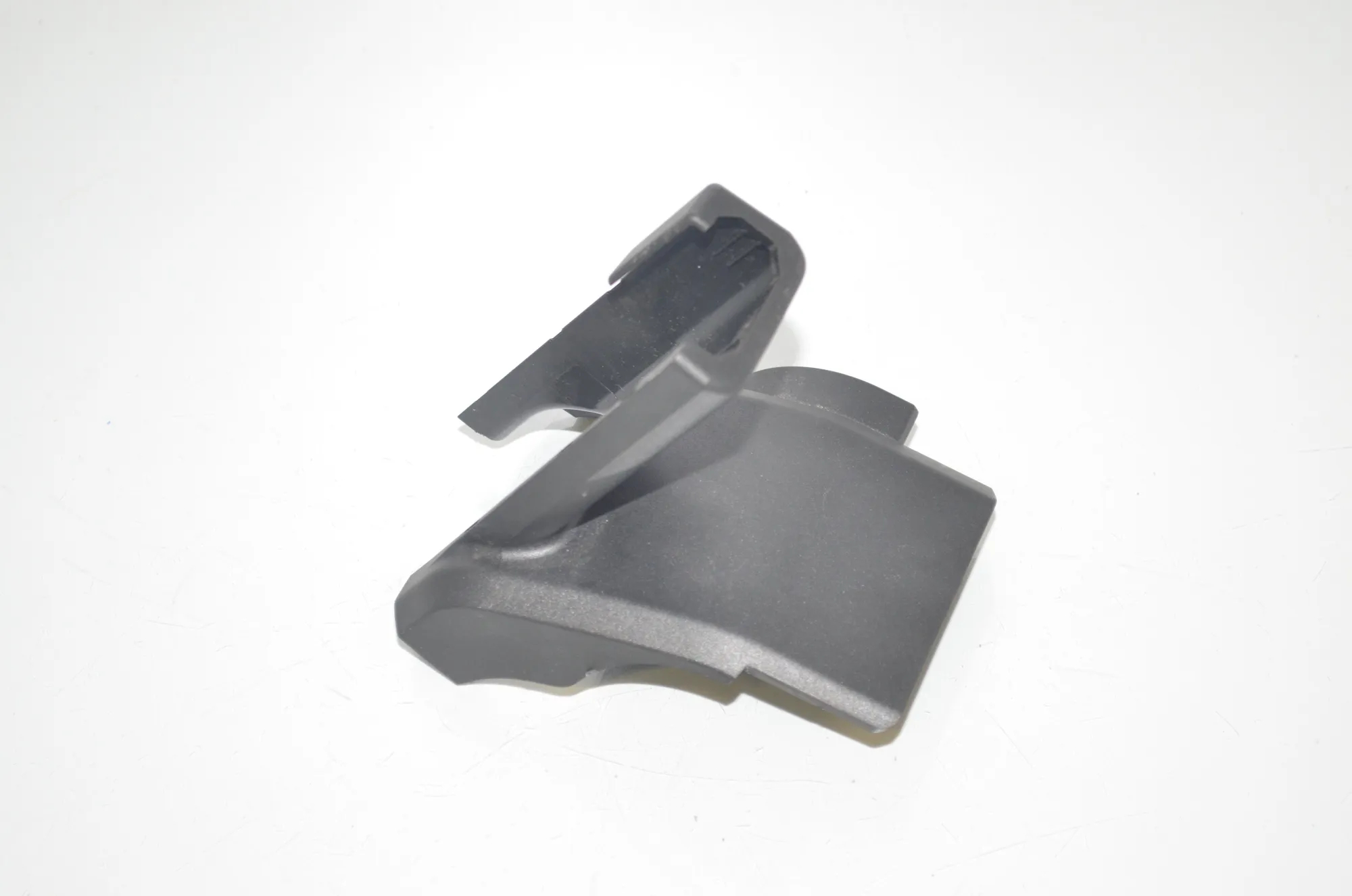 Other Seat Parts – OEM 7368776 · BMW 2 Gran Tourer (F46) 220 d xDrive 2020 – 2