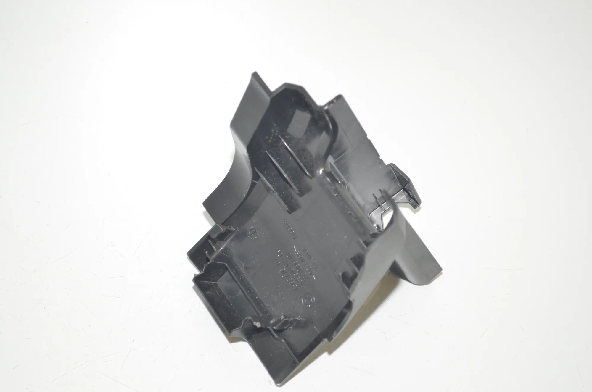 Other Seat Parts – OEM 7368776 · BMW 2 Gran Tourer (F46) 220 d xDrive 2020 – 3