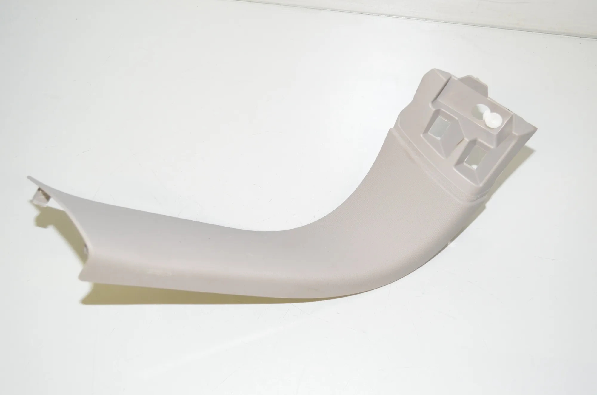 Tailgate Bootlid Cover Trim – OEM 7318937 · BMW 2 Gran Tourer (F46) 220 d xDrive 2020 – 2